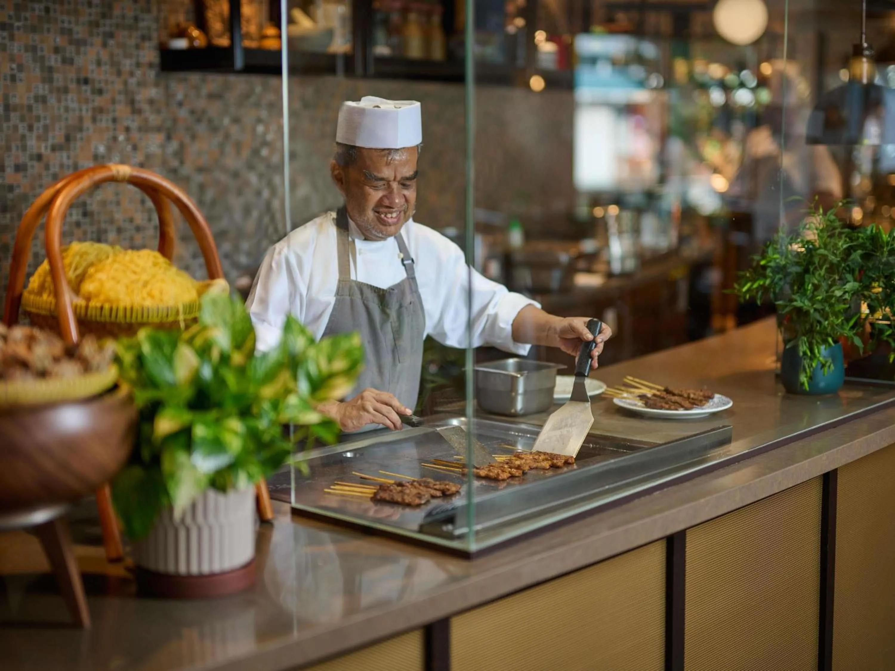 Restaurant/places to eat in Fairmont Singapore