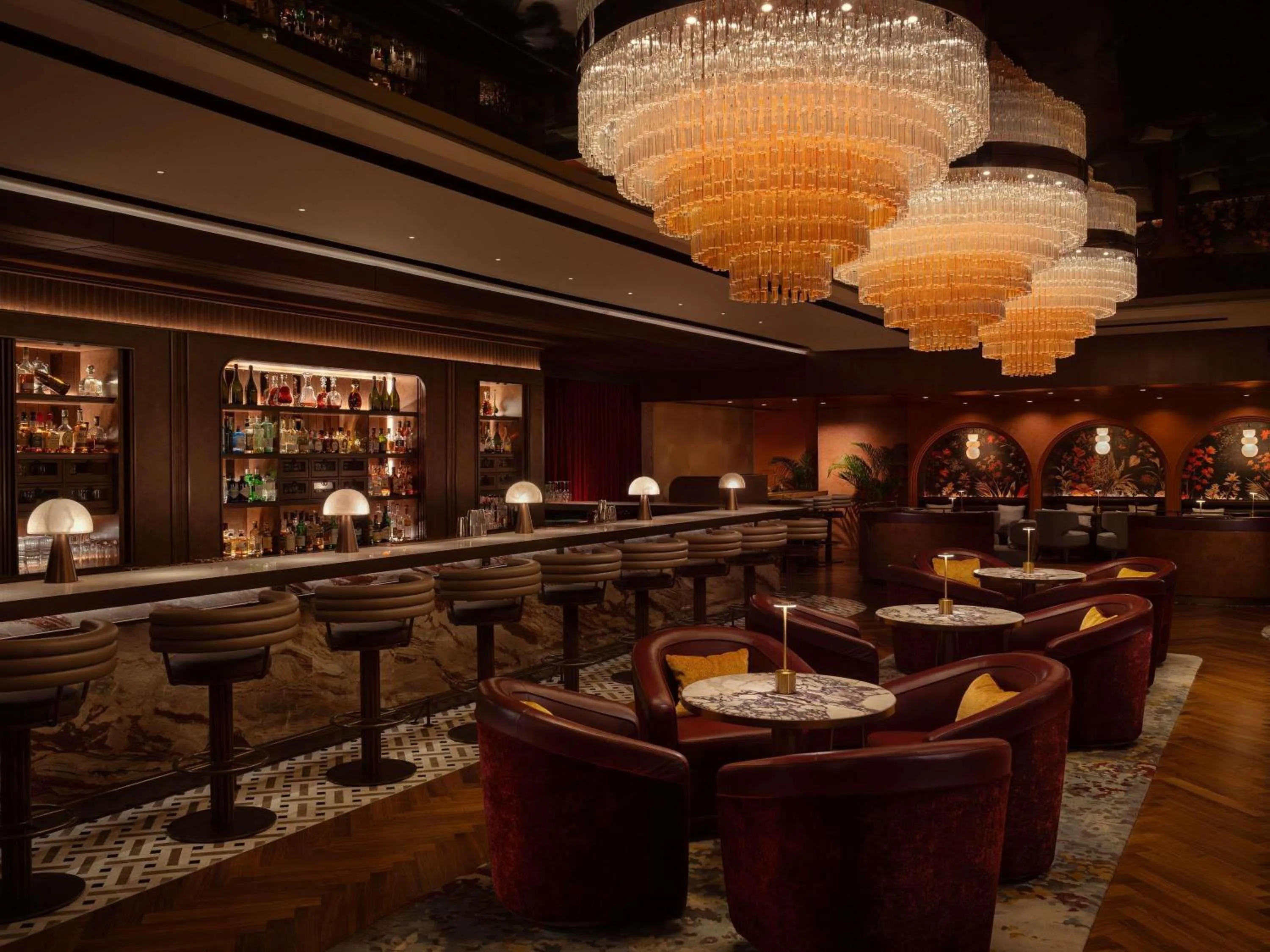 Lounge or bar in Fairmont Singapore