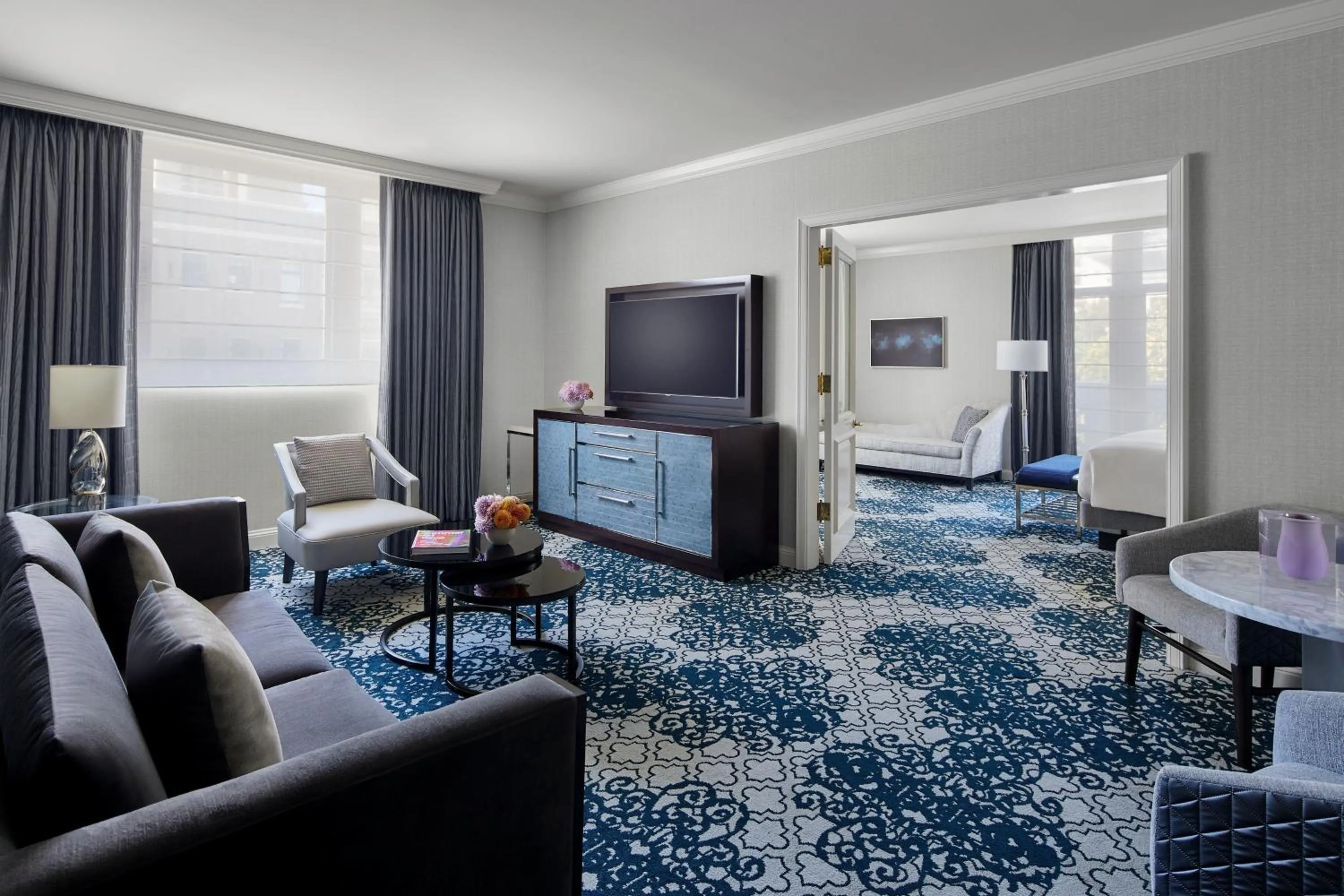 Photo of the whole room, Bed in The Ritz-Carlton, San Francisco