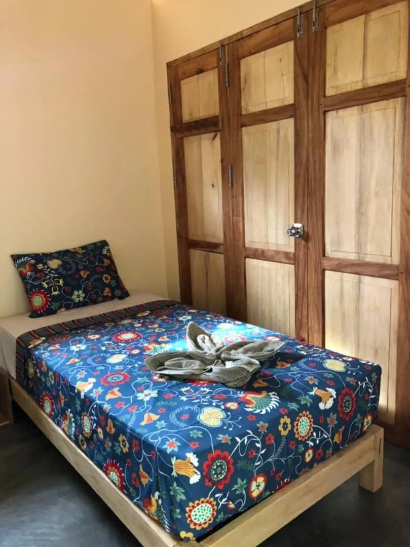 Bed in Tevana House Reef