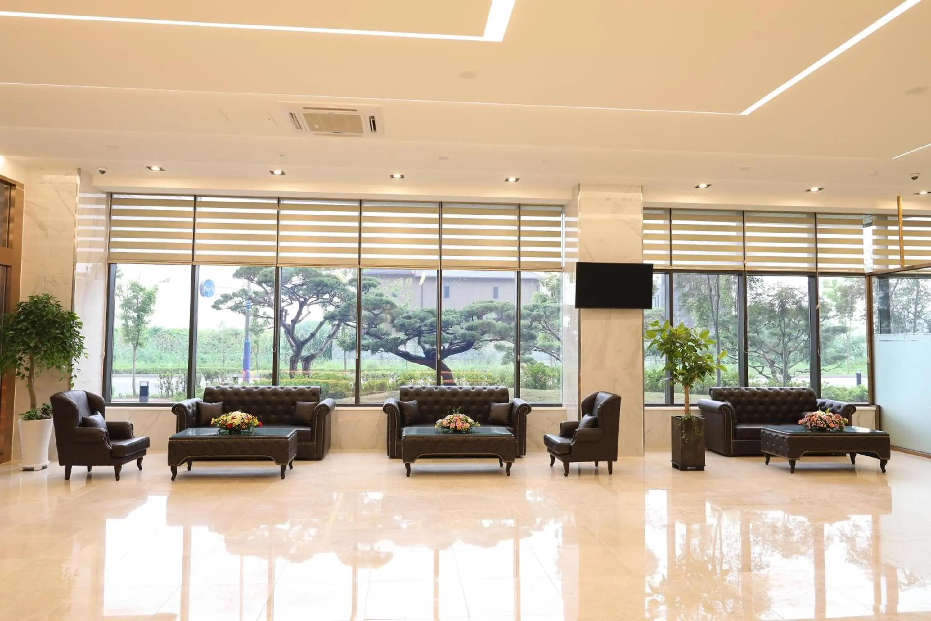 Property building in Rest Hotel Property building in Rest Hotel