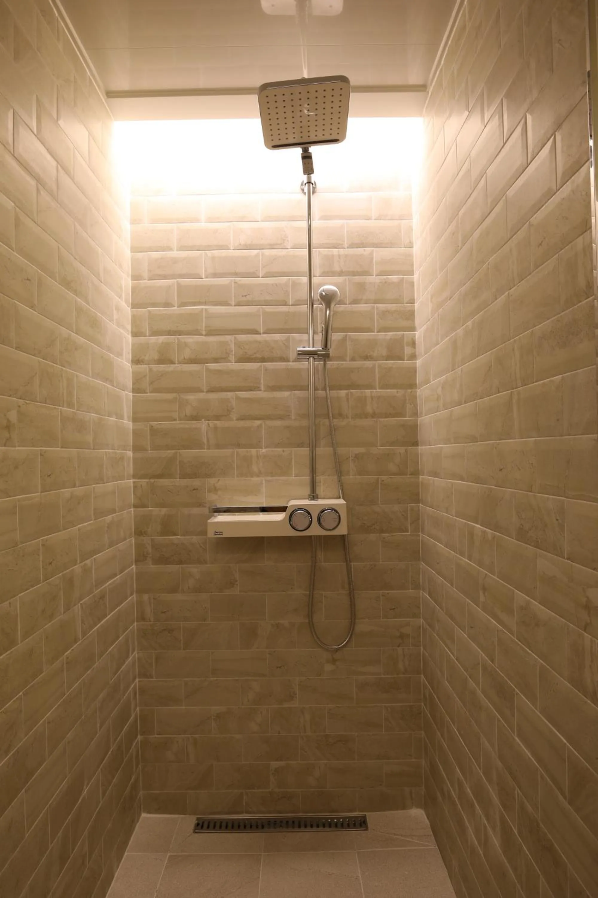 Shower in Rest Hotel