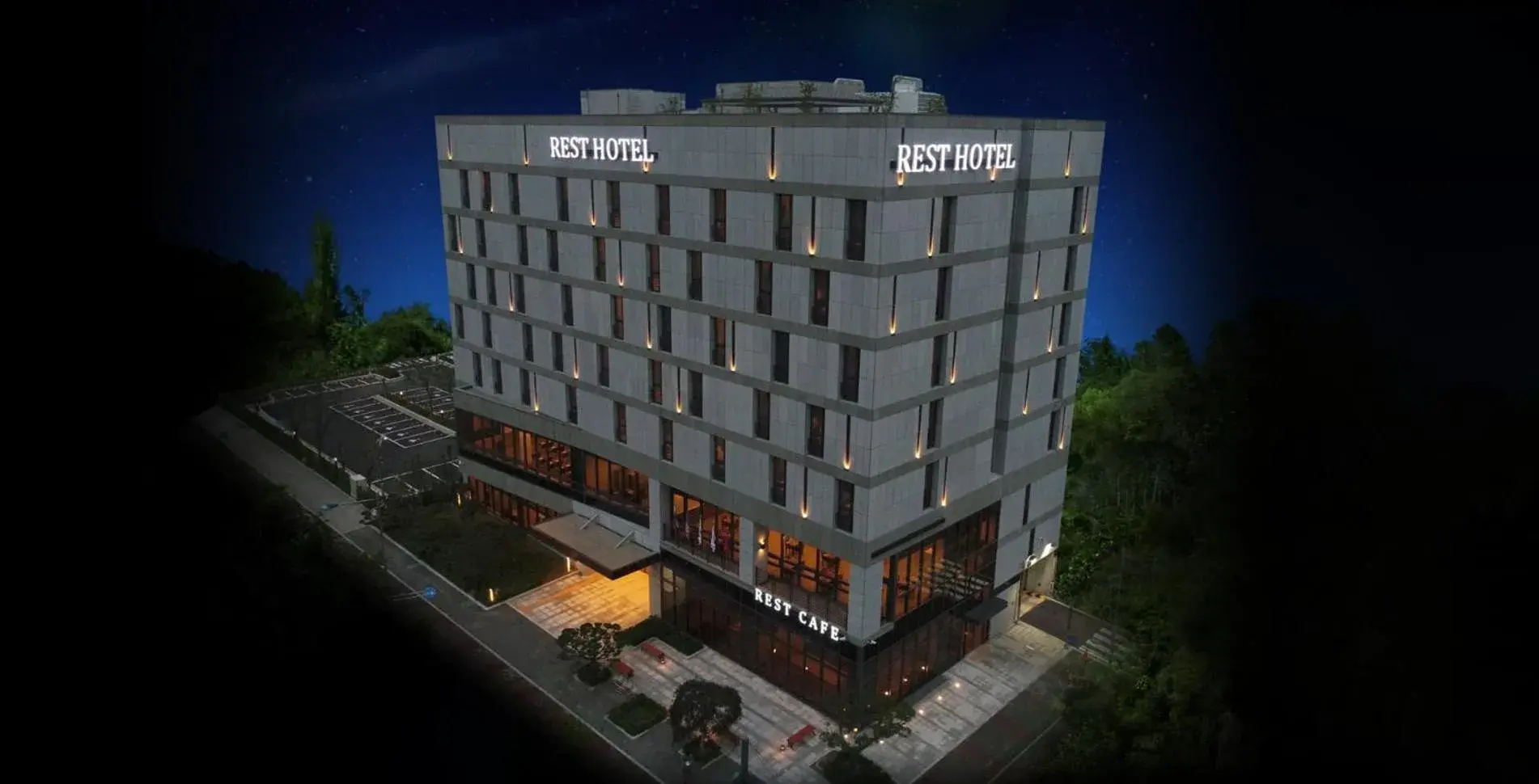 Property building in Rest Hotel Property building in Rest Hotel