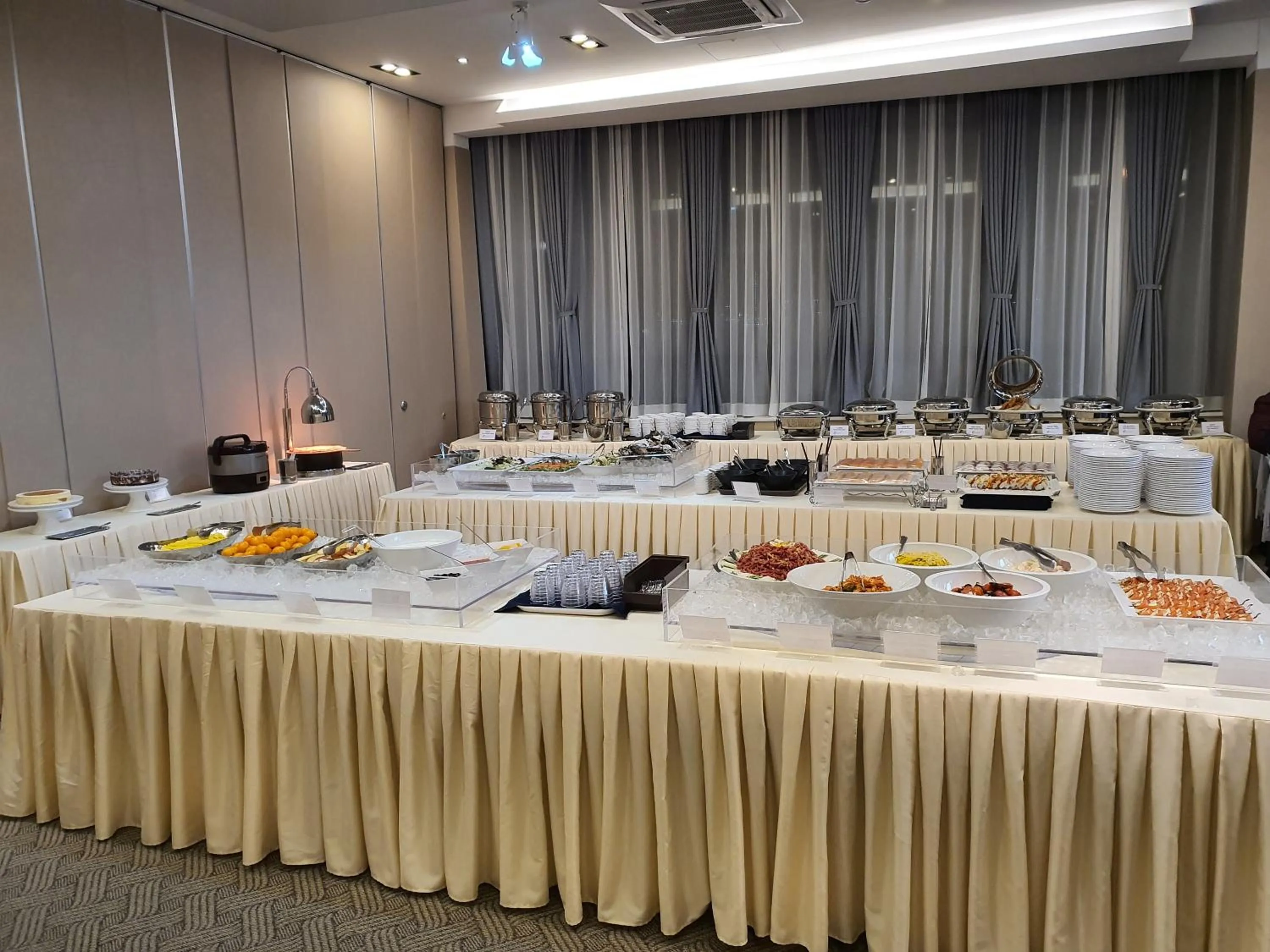 Banquet/Function facilities in Rest Hotel