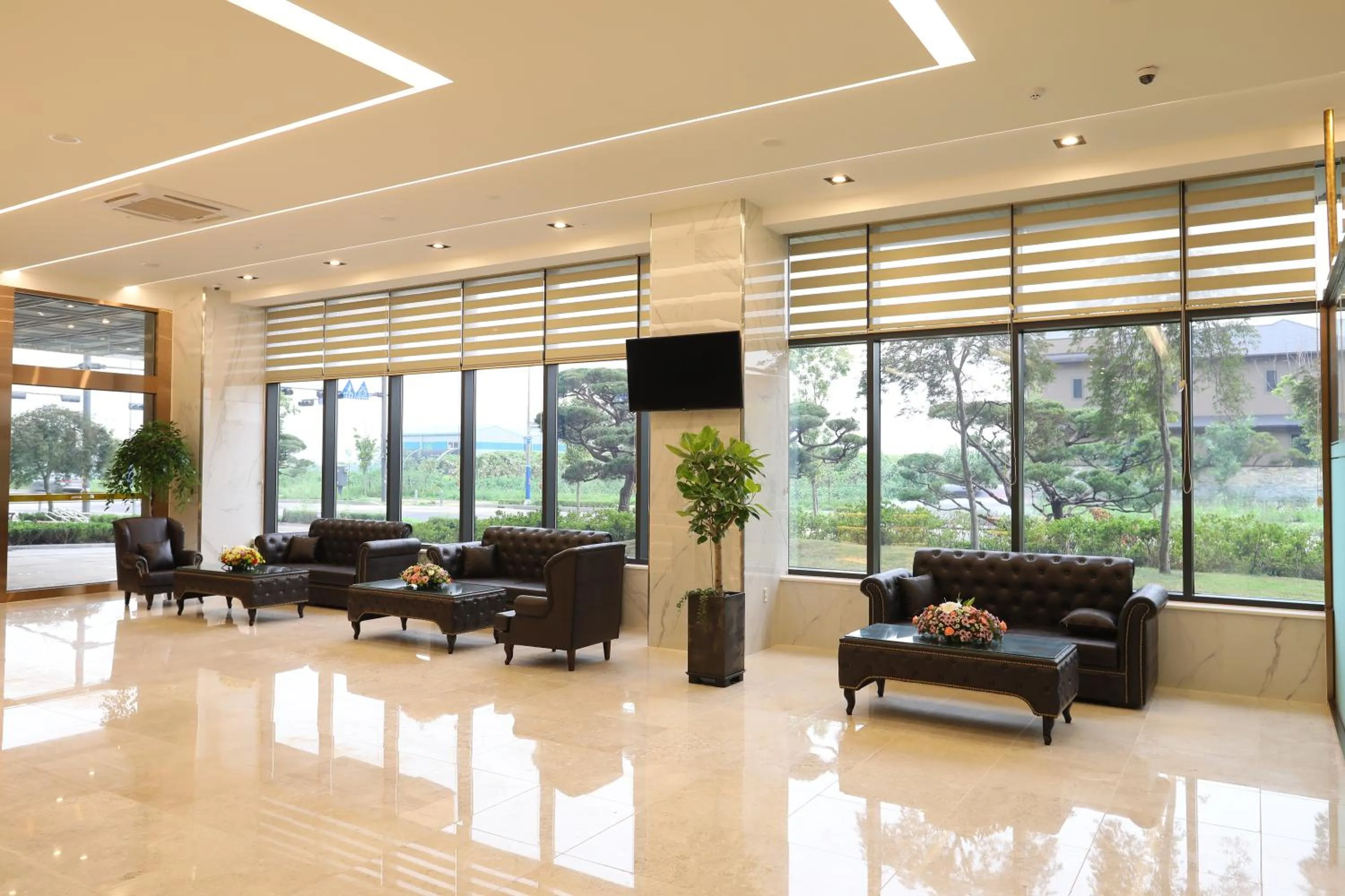 Area and facilities in Rest Hotel