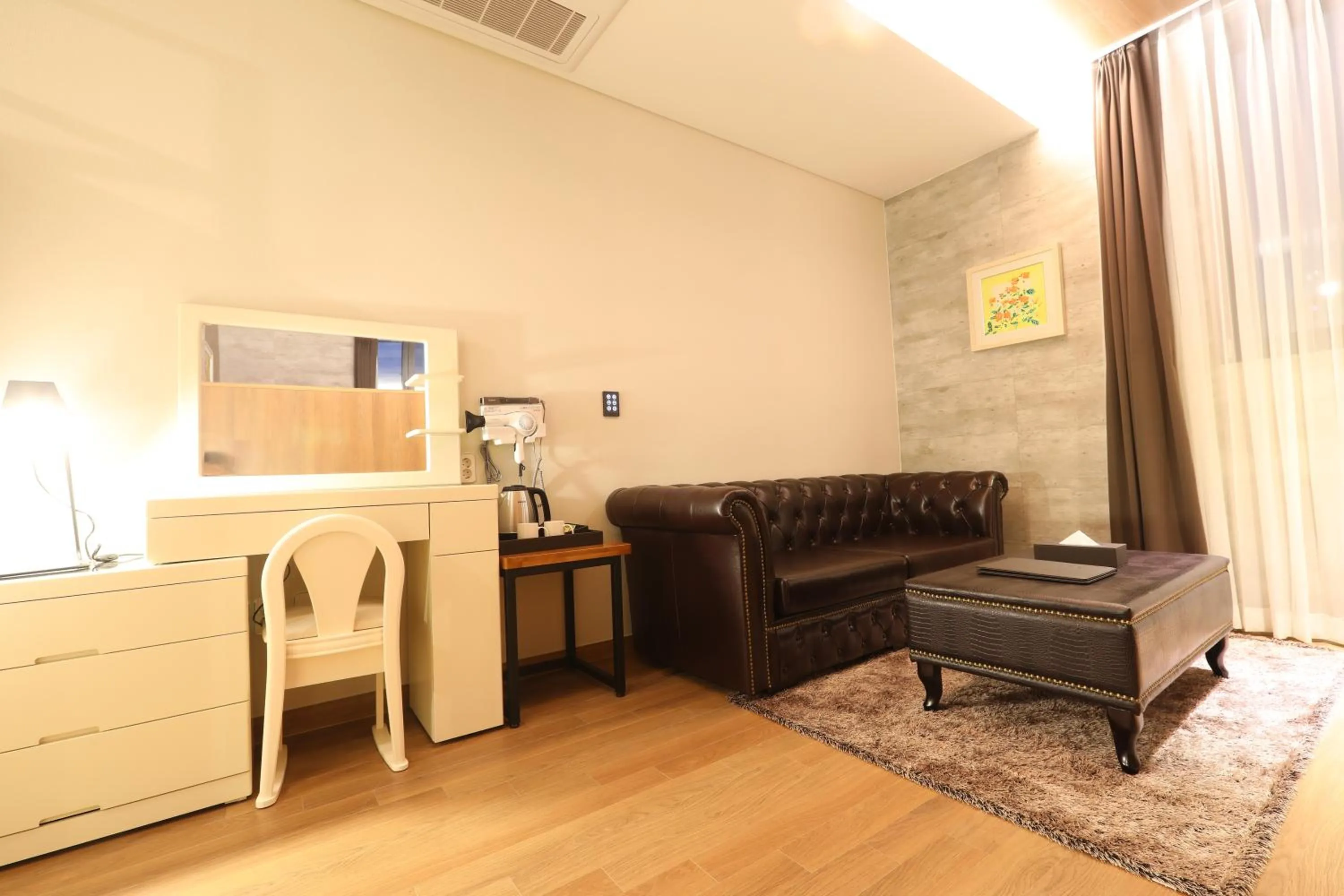 Area and facilities in Rest Hotel