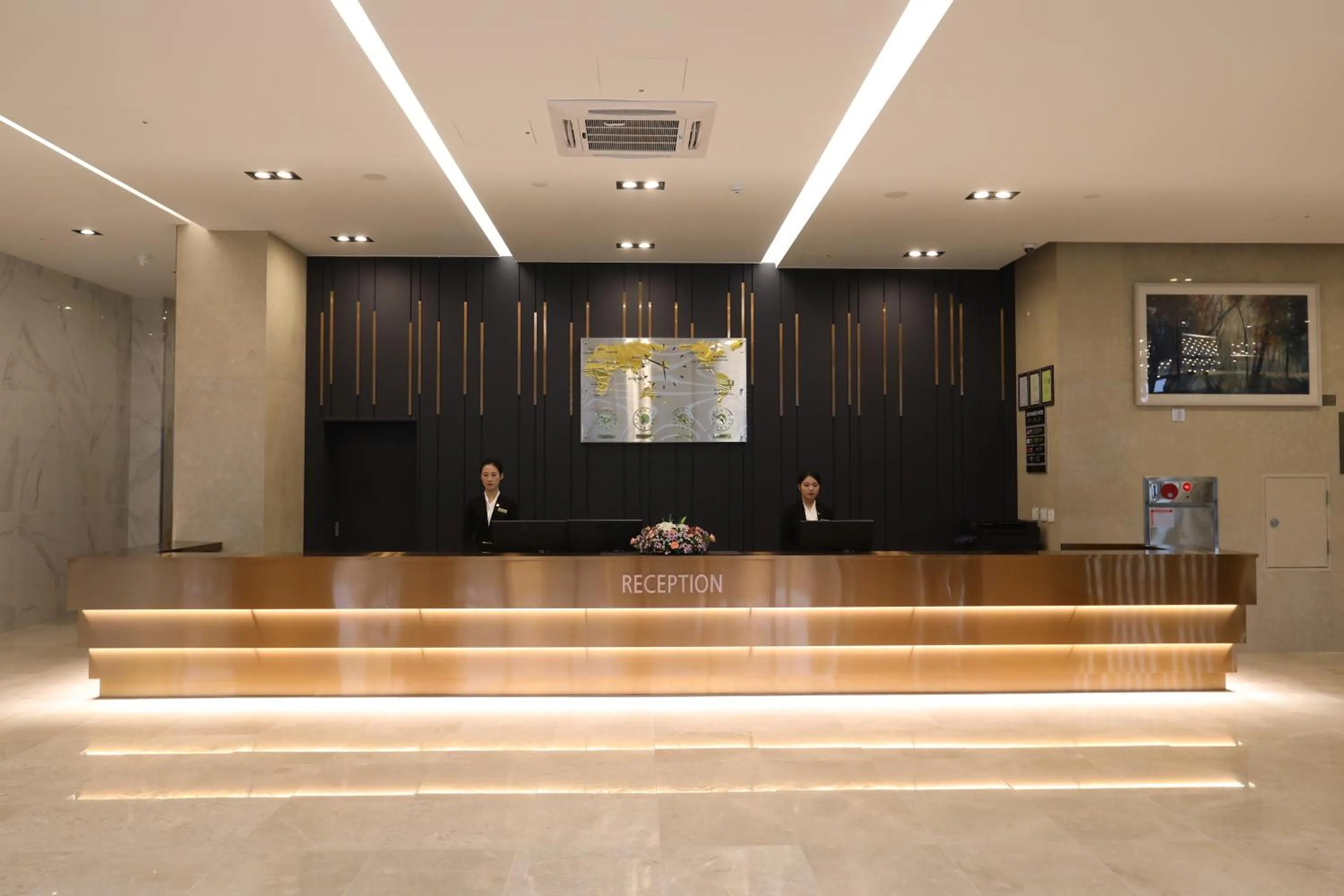 Area and facilities in Rest Hotel