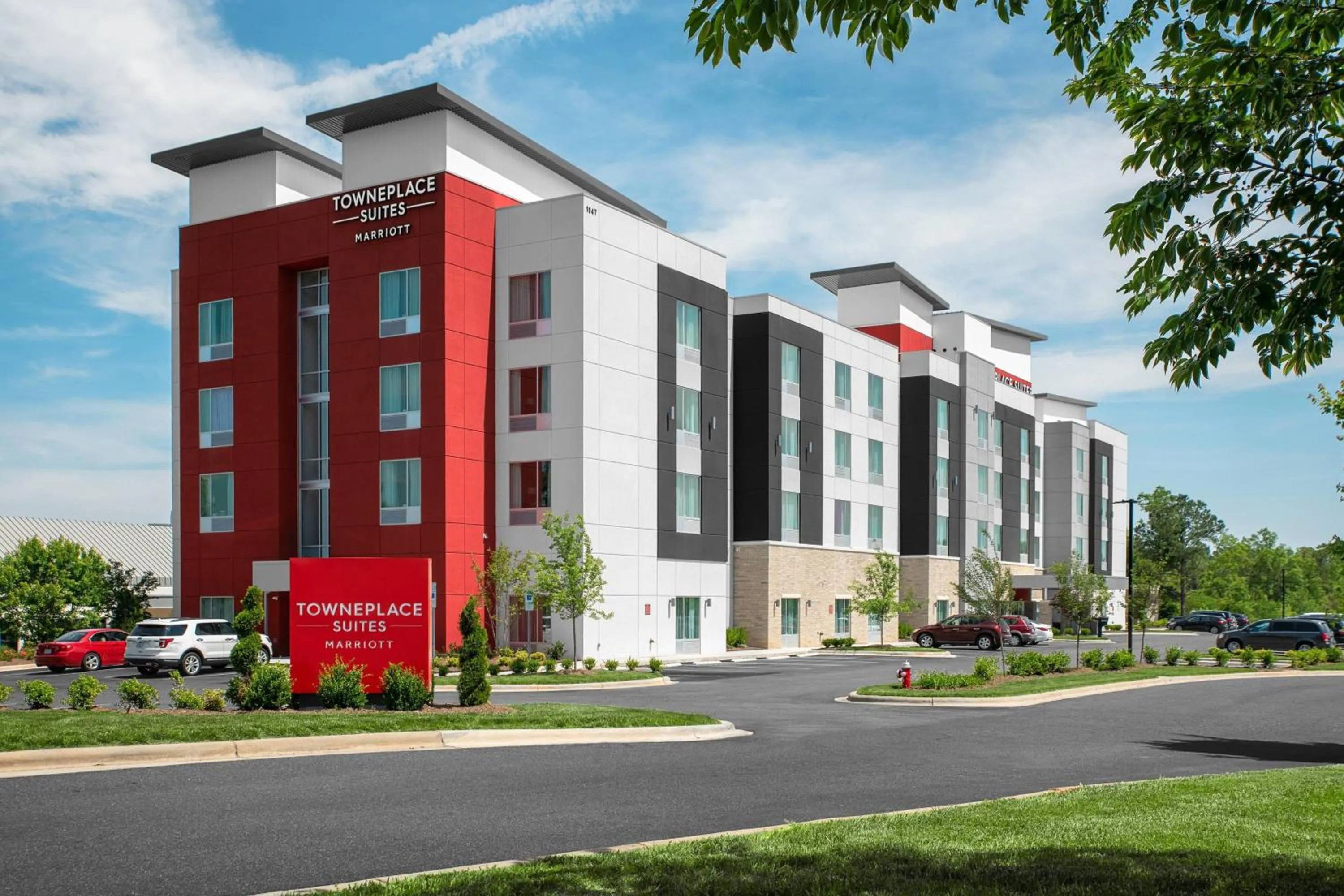 Property building in TownePlace Suites by Marriott Charlotte Fort Mill