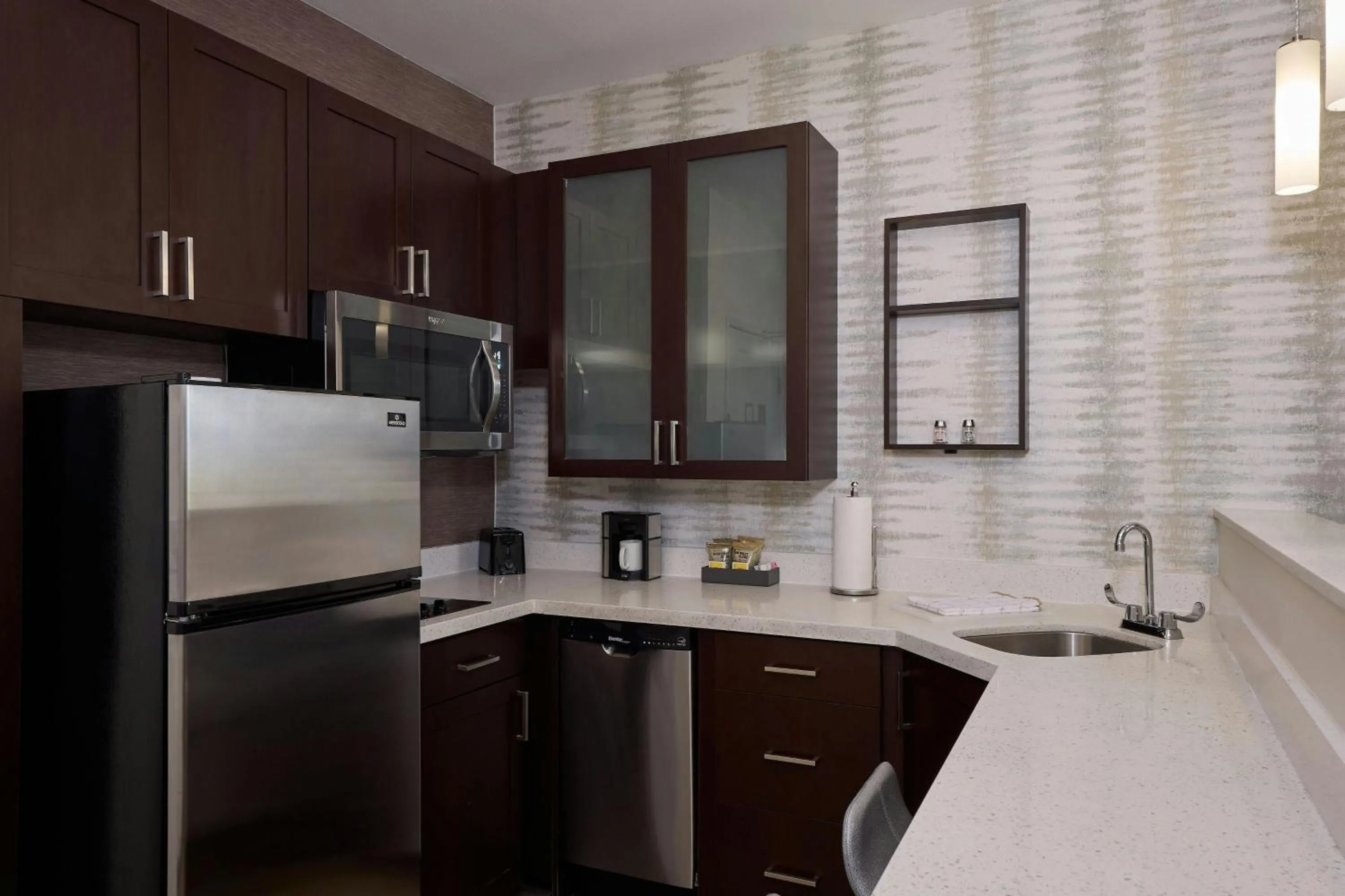 Kitchen or kitchenette in Residence Inn by Marriott Denver Southwest/Littleton