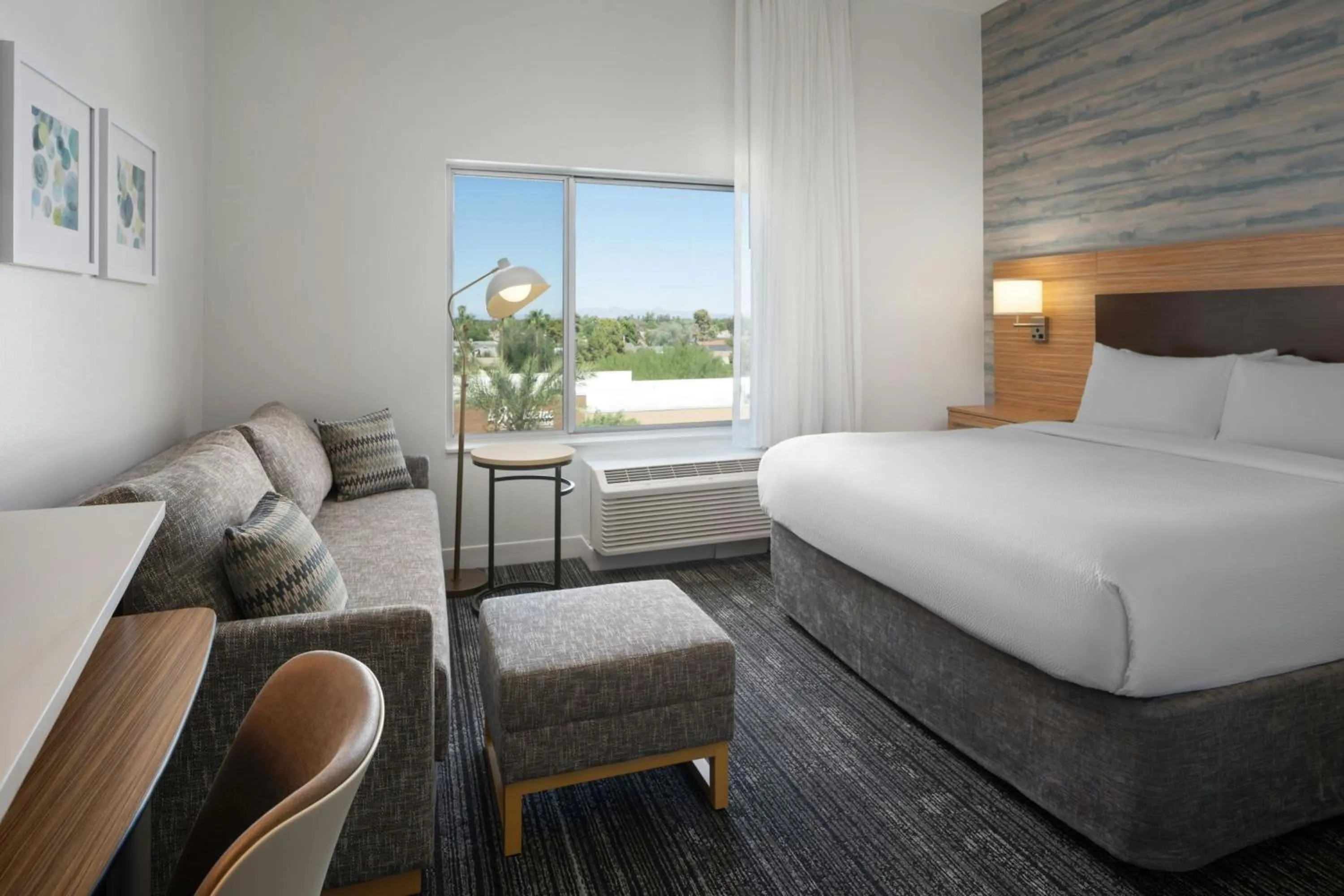 Photo of the whole room, Bed in TownePlace Suites by Marriott Phoenix Chandler/Fashion Center