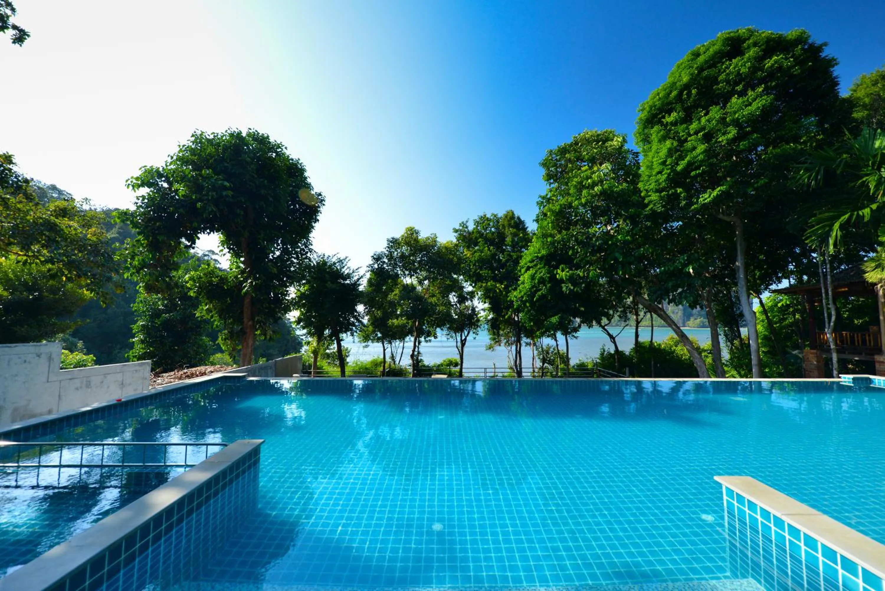 Swimming pool in Railay Great View Resort