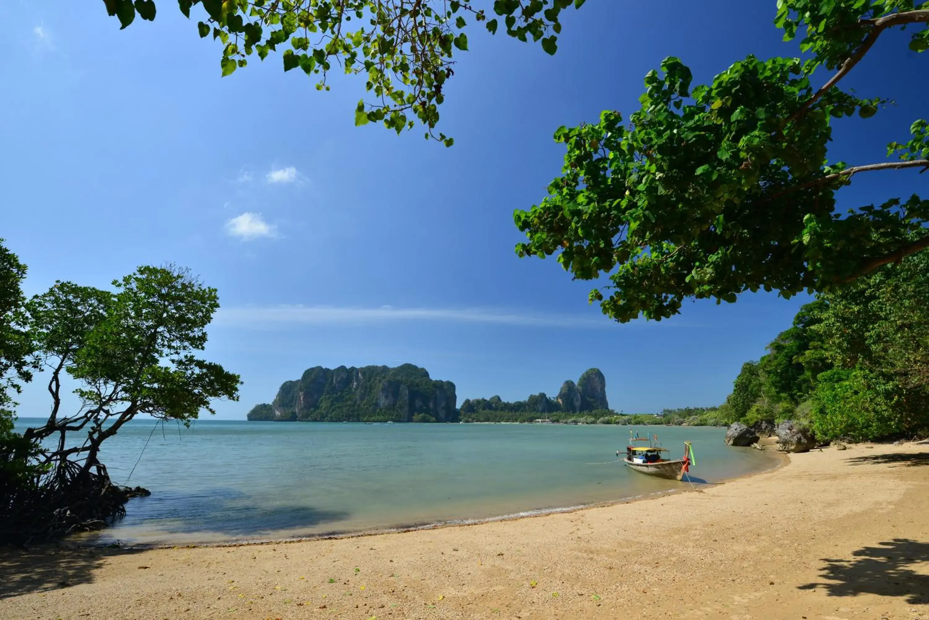 Beach in Railay Great View Resort Beach in Railay Great View Resort