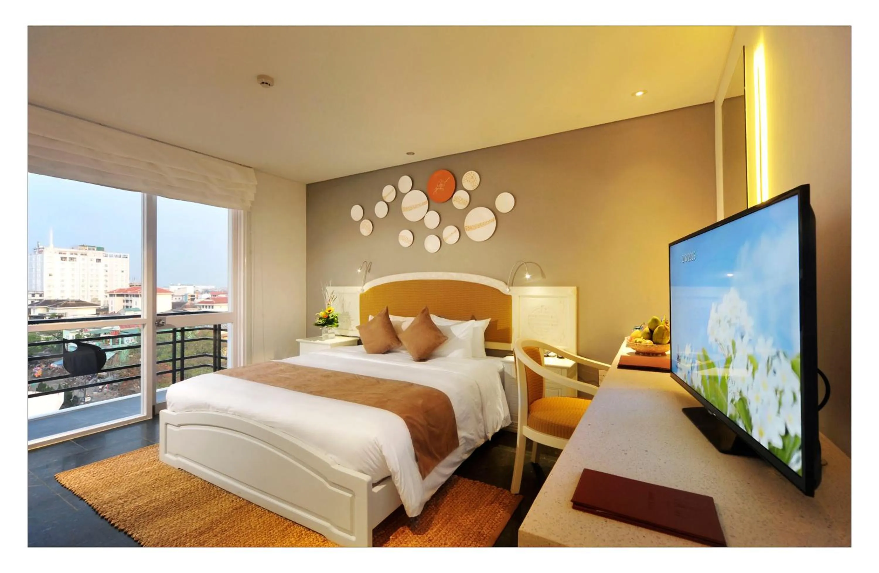 Restaurant/places to eat, Bed in Alba Spa Hotel