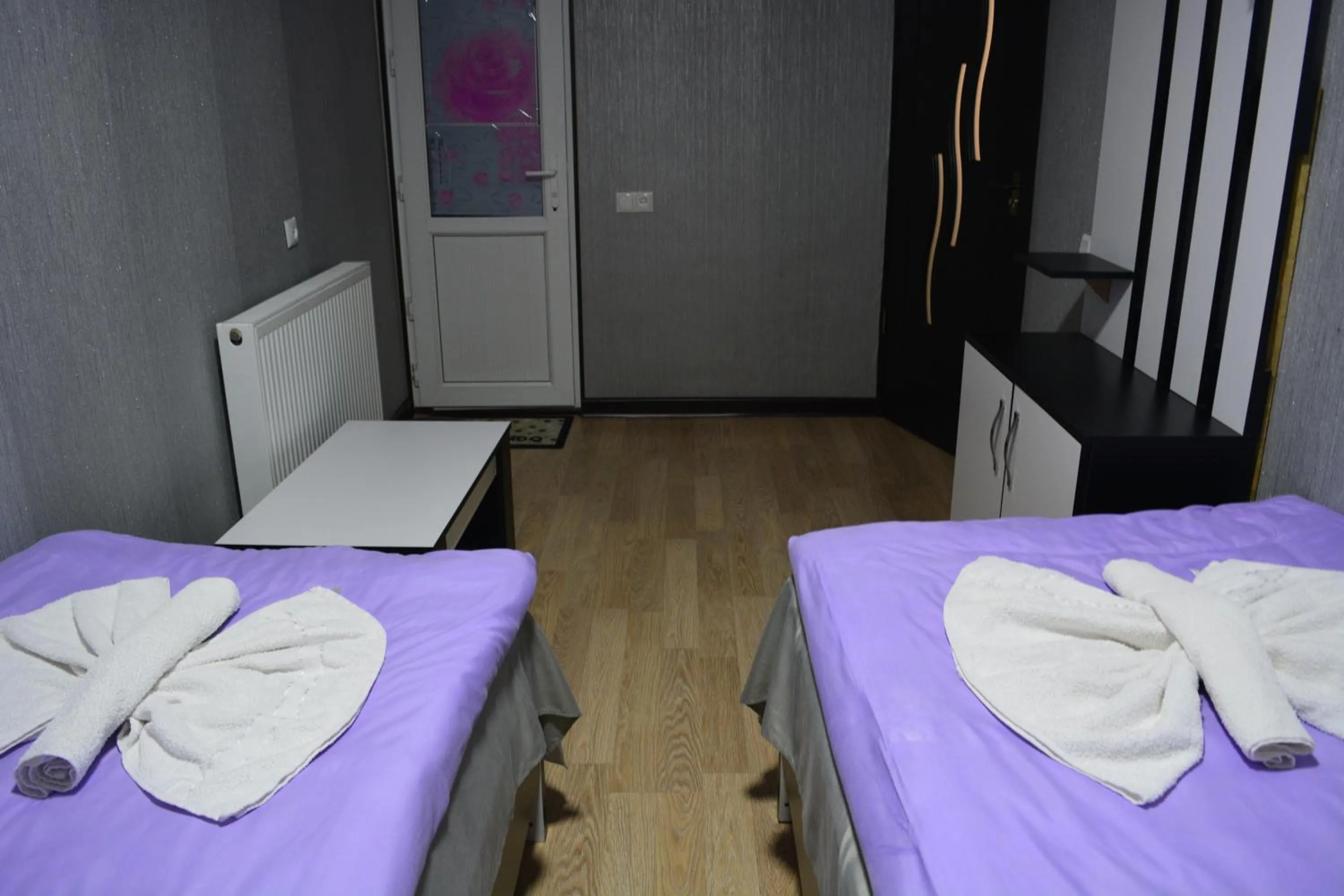 Small Twin Room in Millennium Rabati