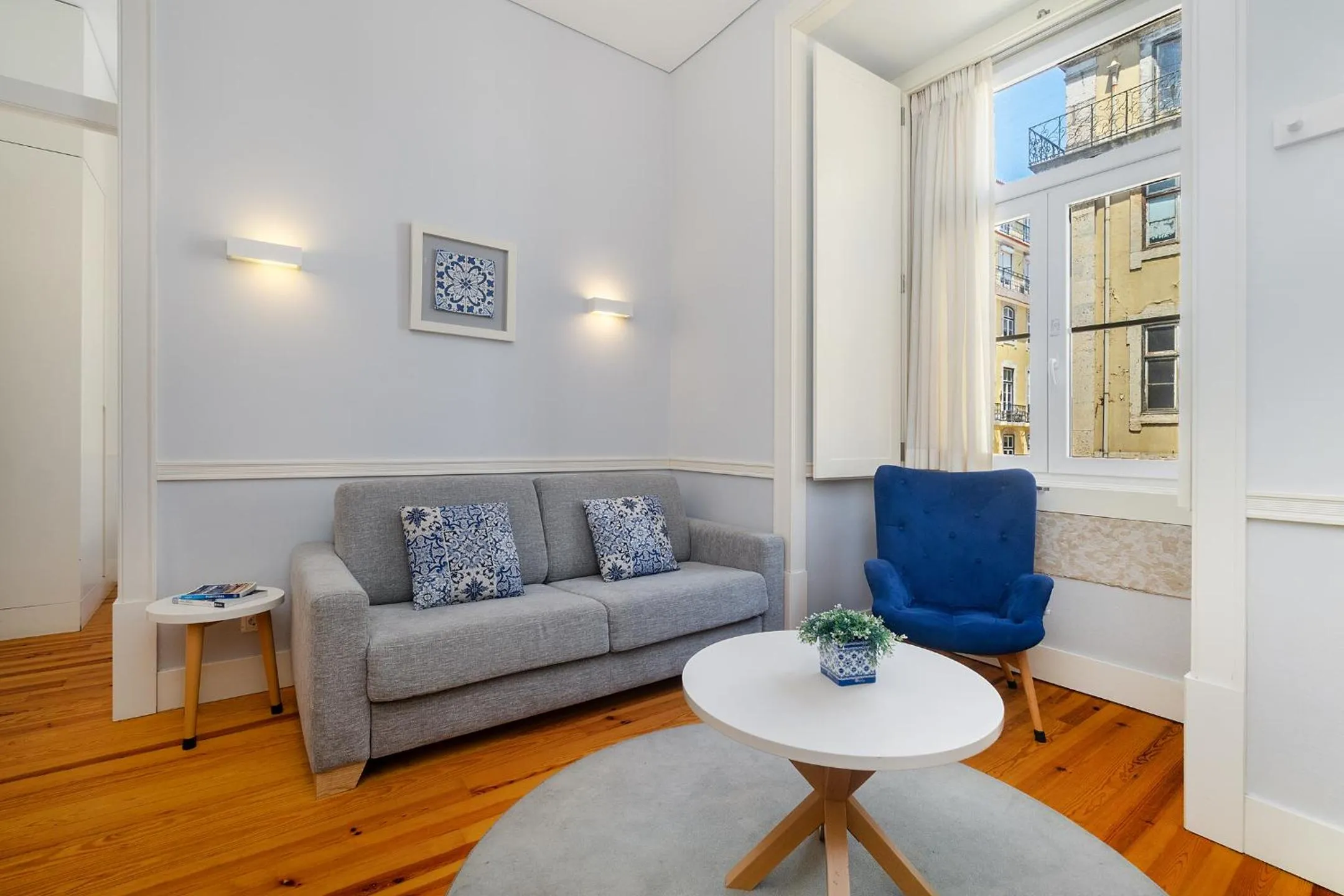 Living room in Villa Baixa - Lisbon Luxury Apartments