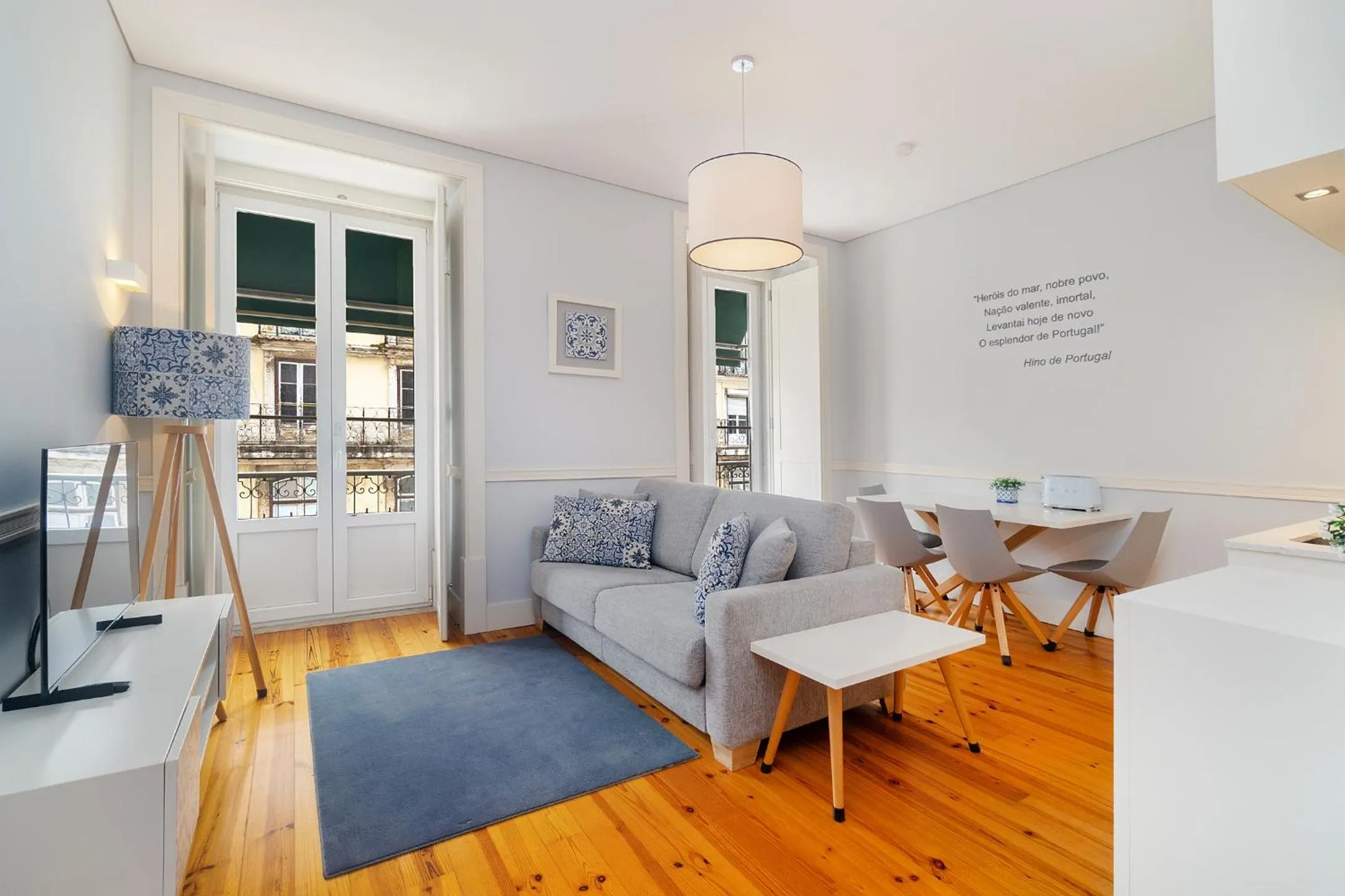 Living room in Villa Baixa - Lisbon Luxury Apartments