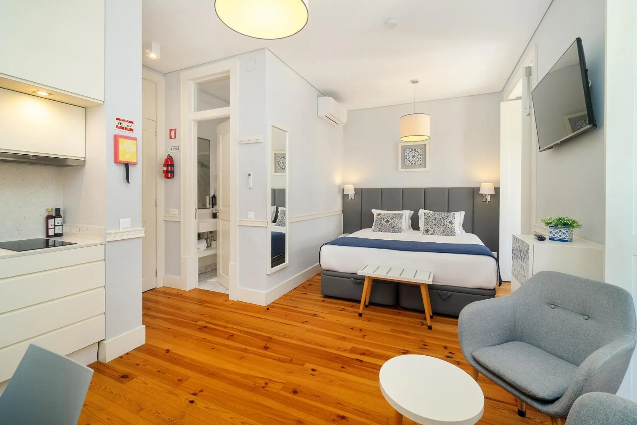 Bed in Villa Baixa - Lisbon Luxury Apartments