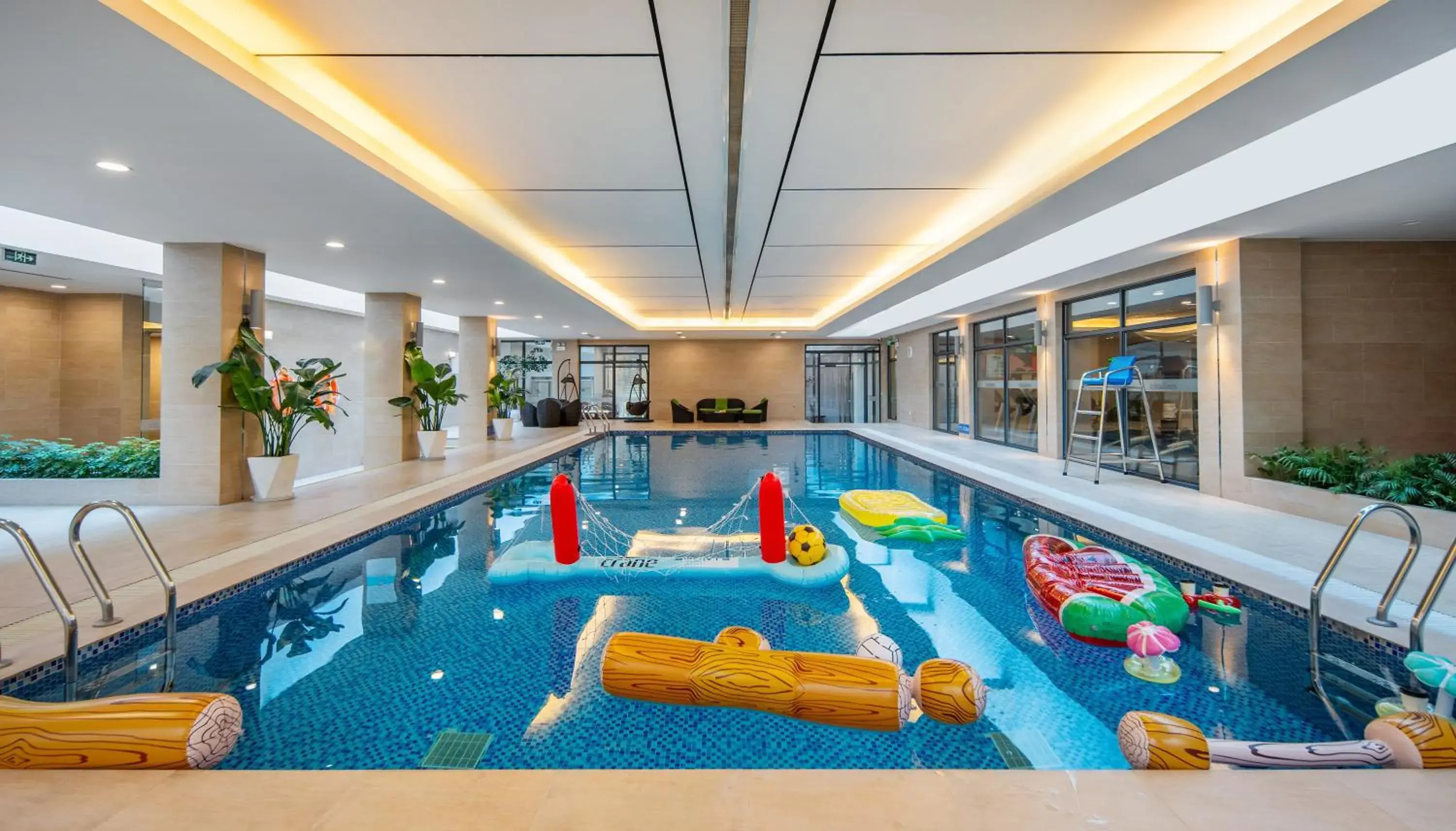 Pool view in Citadines Zhuankou Wuhan Pool view in Citadines Zhuankou Wuhan