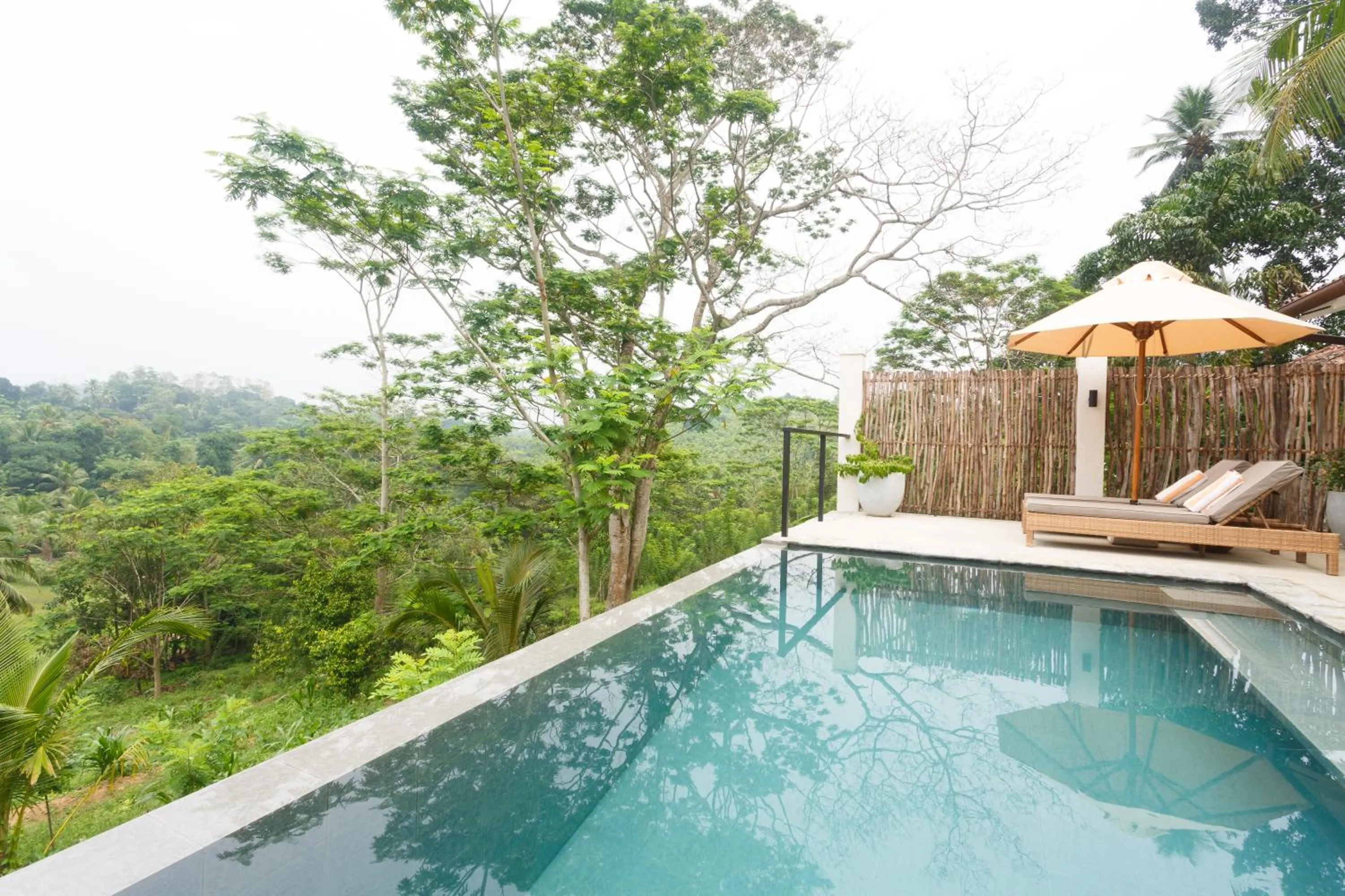 Natural landscape in Kahanda Kanda