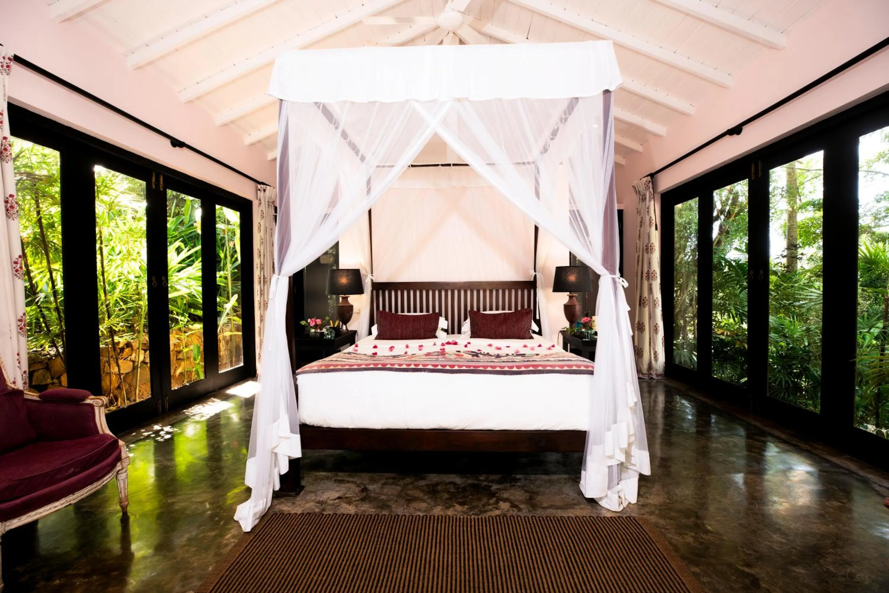 Bed in Kahanda Kanda