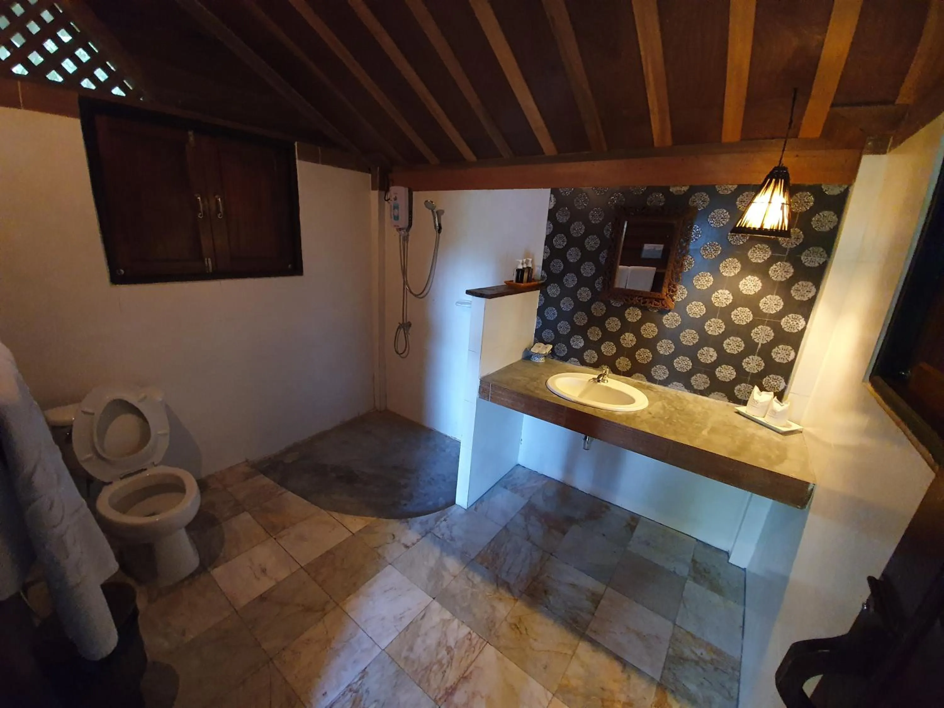 Toilet in Sensi Paradise Beach Resort