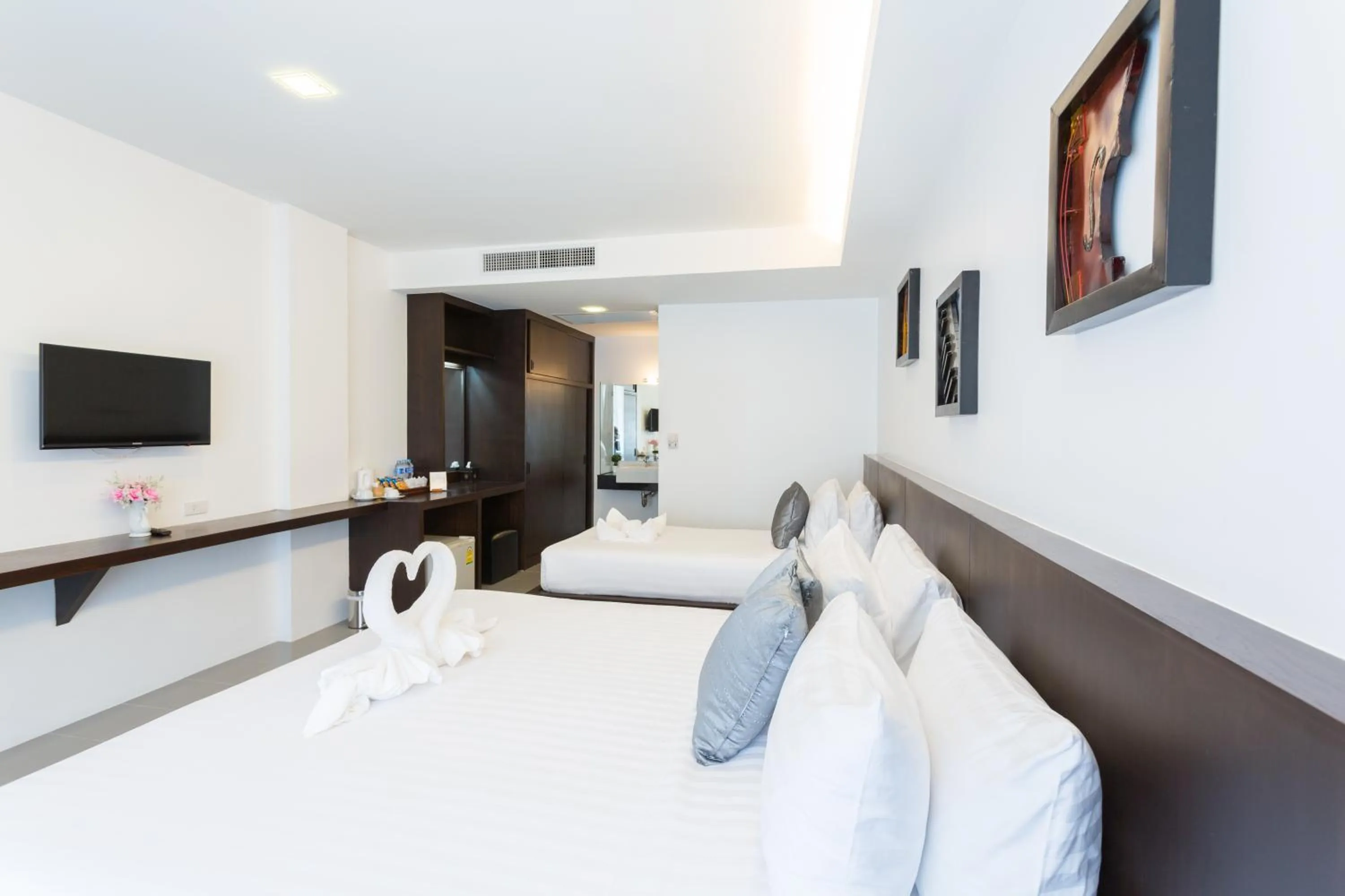 Bed in Phranang Place- SHA Extra