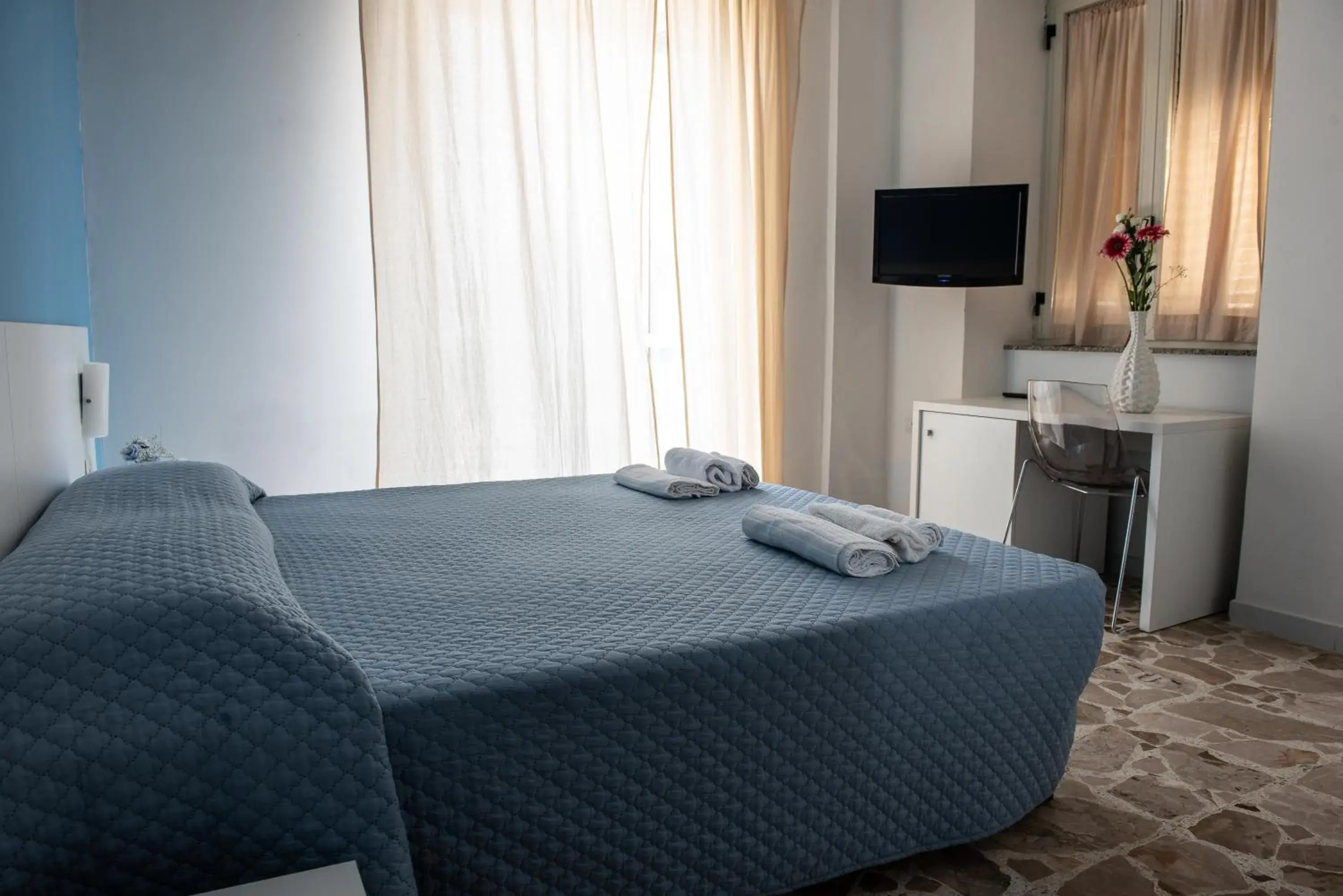 Family Room with Private Bathroom - single occupancy in Casa del Sole Family Room with Private Bathroom - single occupancy in Casa del Sole