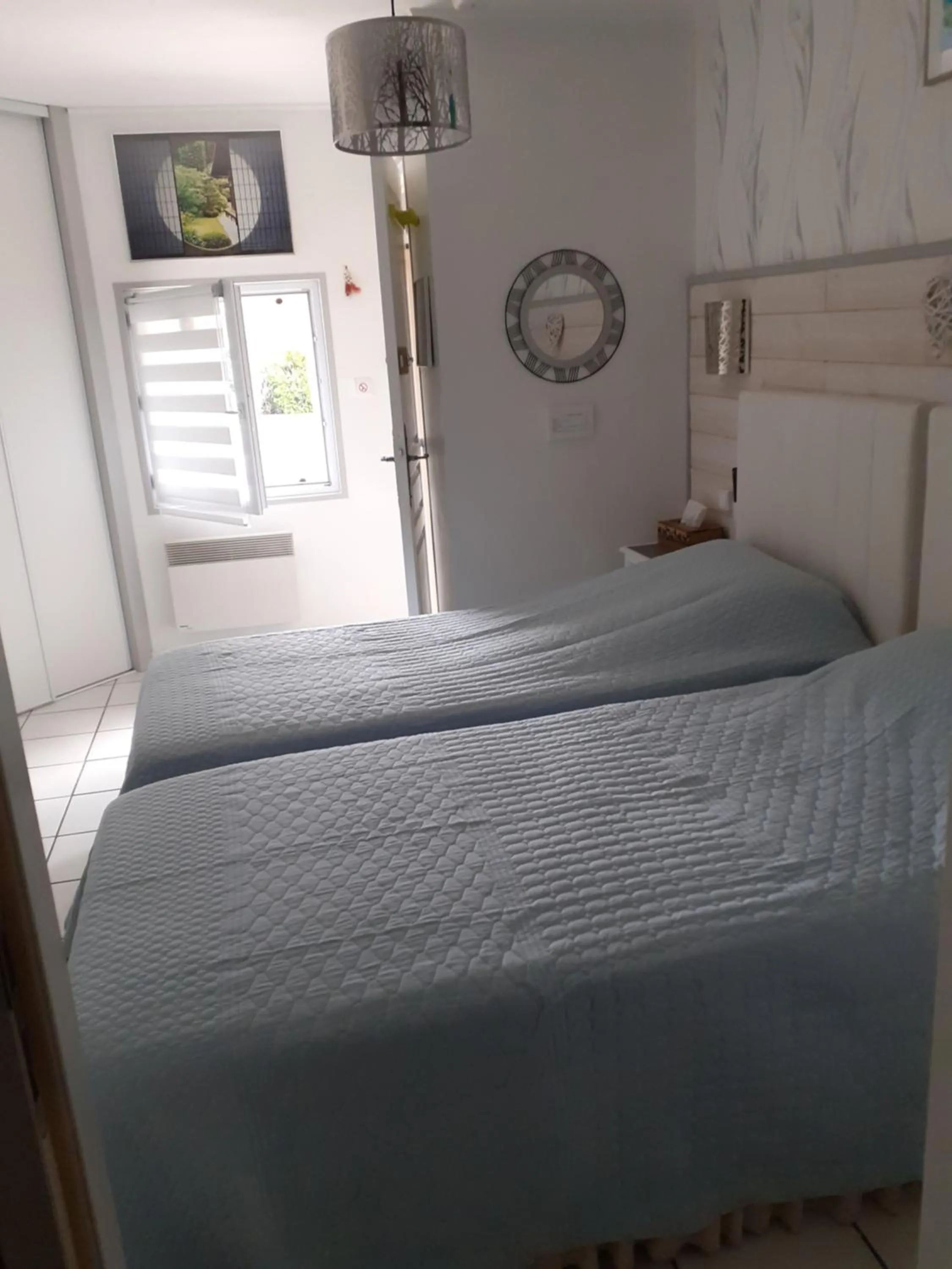 Property building, Bed in La Sylreine