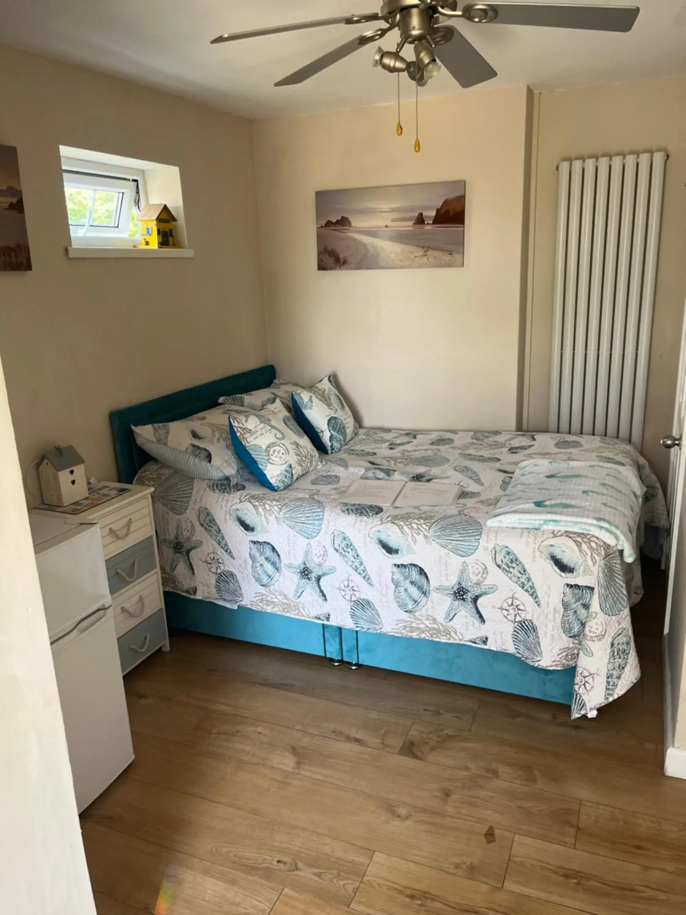 Double Room - single occupancy in Cove Cott Guest Accommodation Double Room - single occupancy in Cove Cott Guest Accommodation