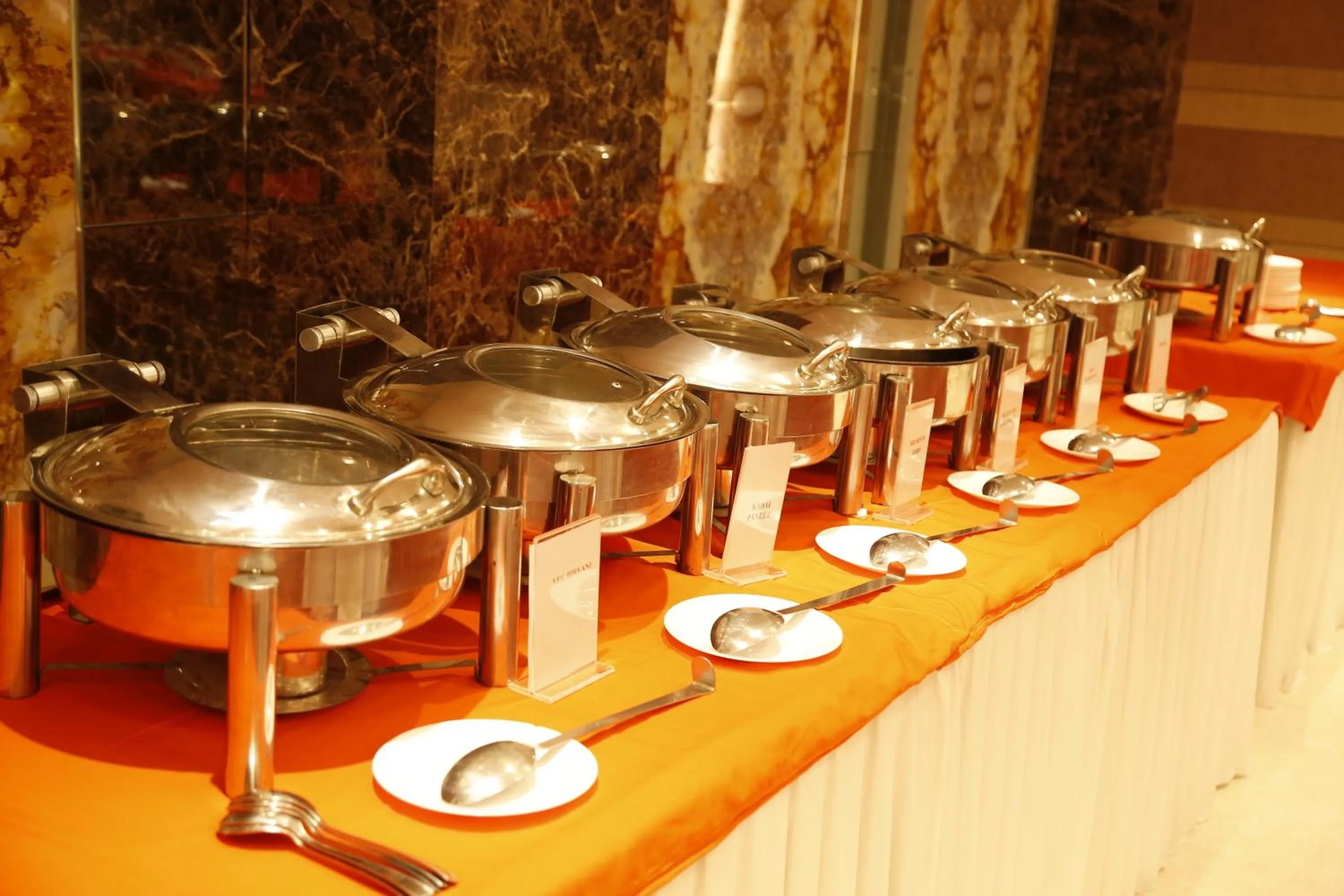 Breakfast in Hotel Orange