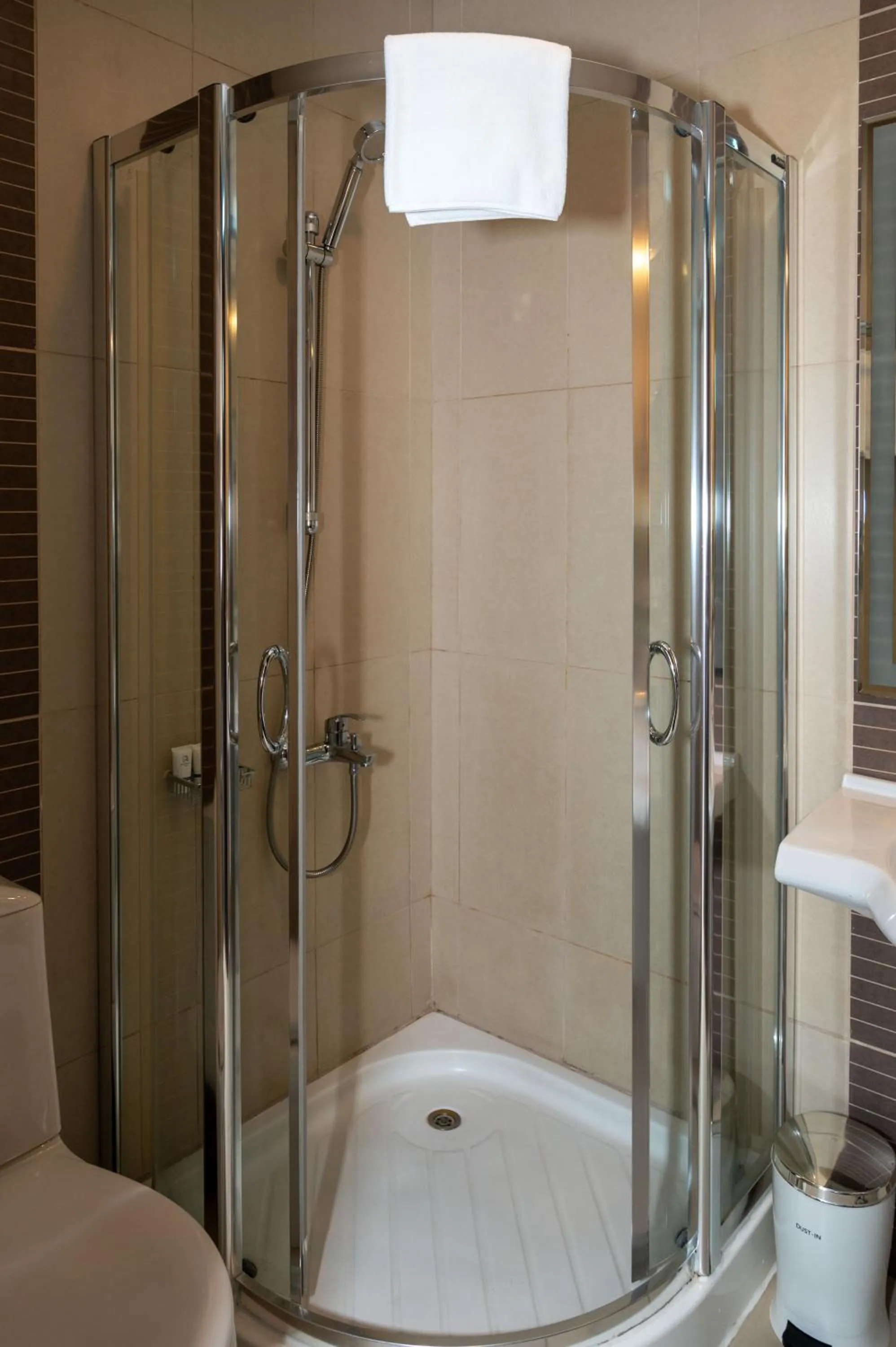 Bathroom in Costa Del Sol Hotel by Arabian Link