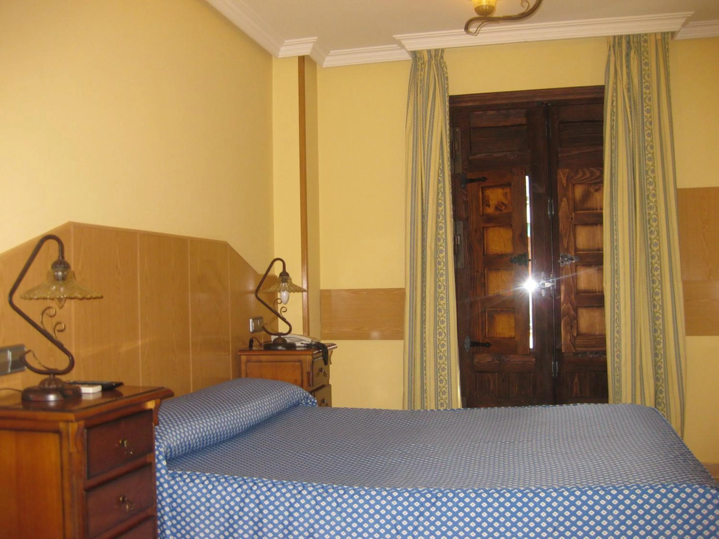Photo of the whole room, Bed in Hostal Maria Ronda