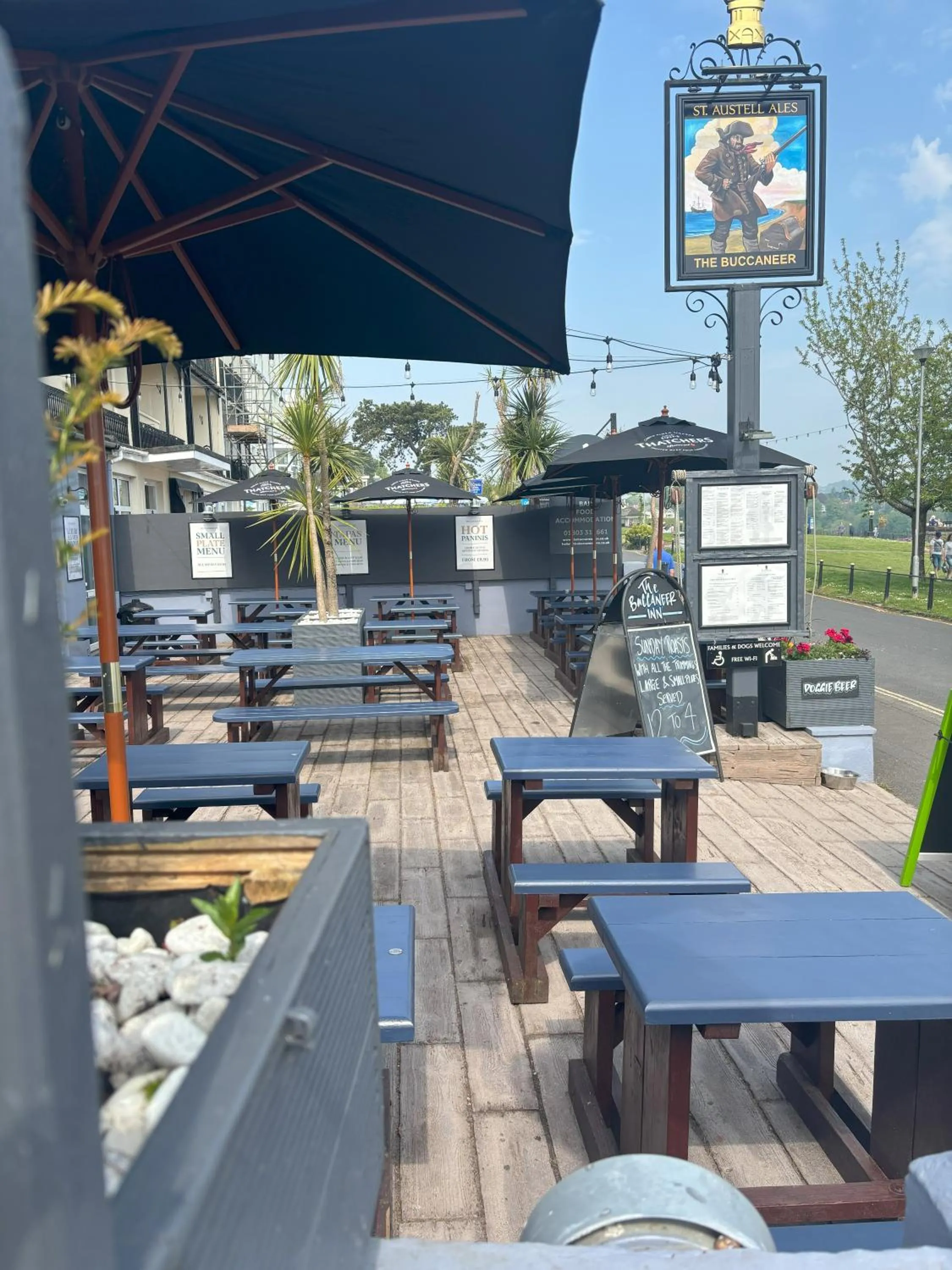 Patio in The Buccaneer Inn