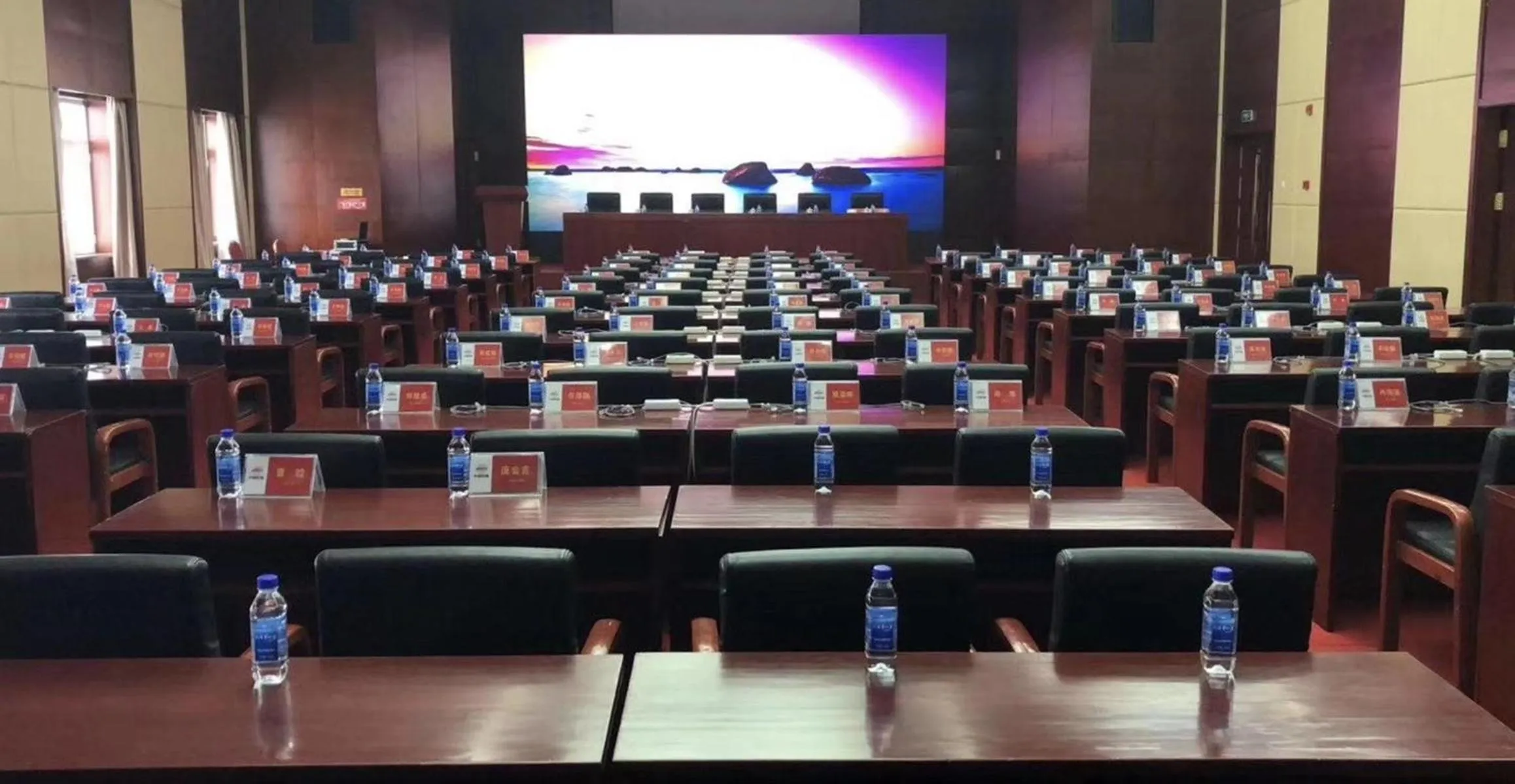 Meeting/conference room in Sun Moon Lake Hotel Dalian大连火车站店