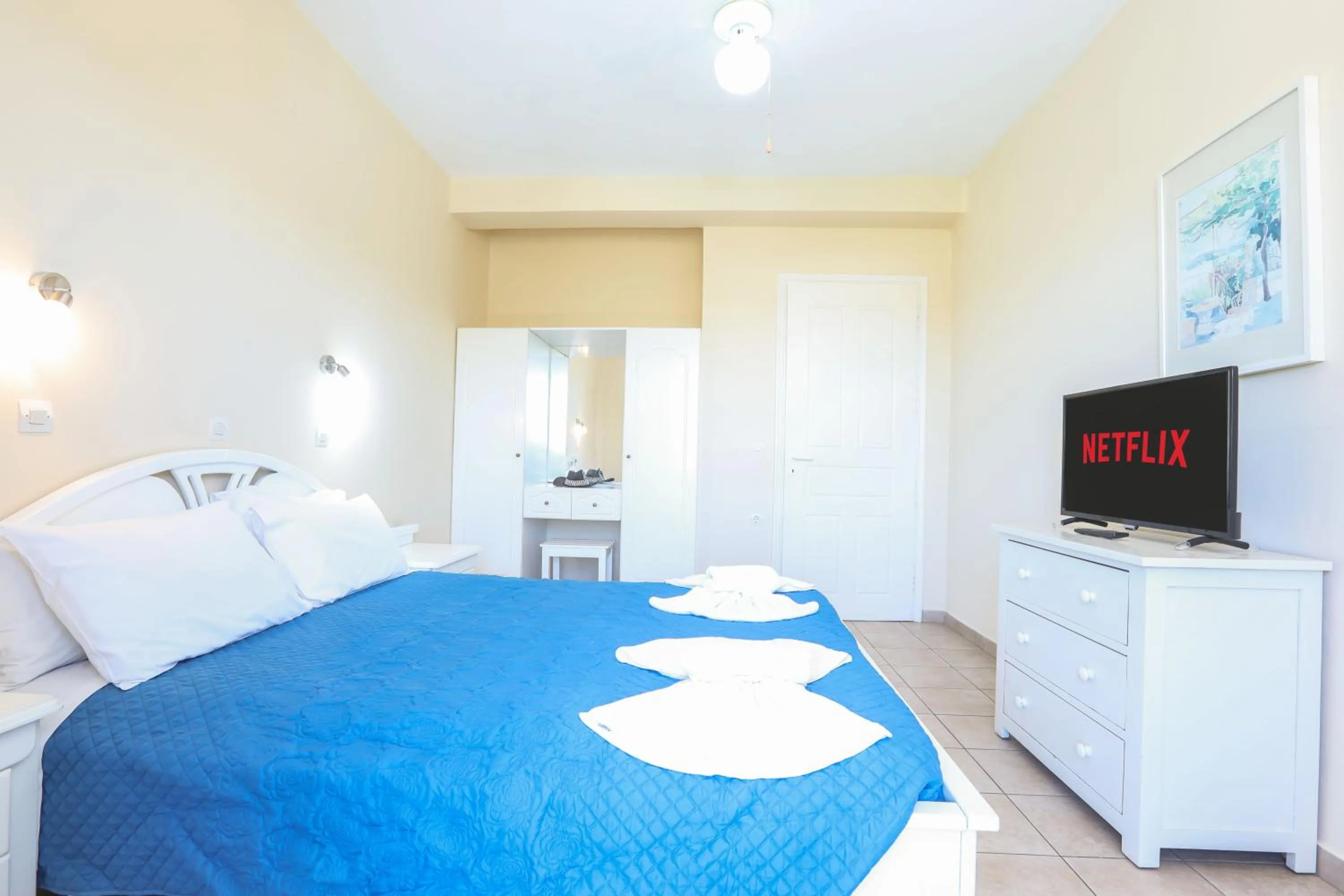 Bed in The Mayflower Studios & Apartments