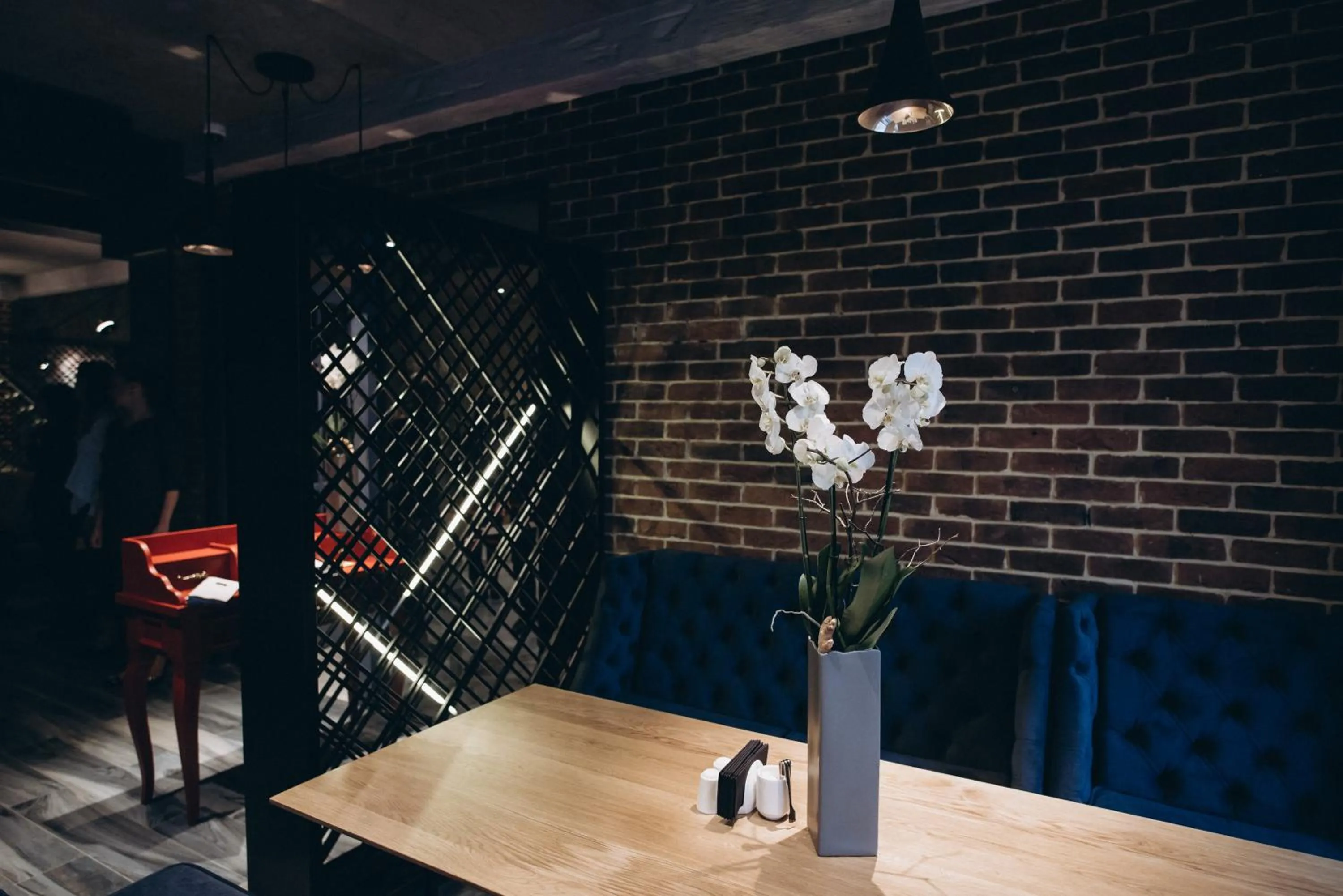 Restaurant/places to eat in Noble Boutique Hotel