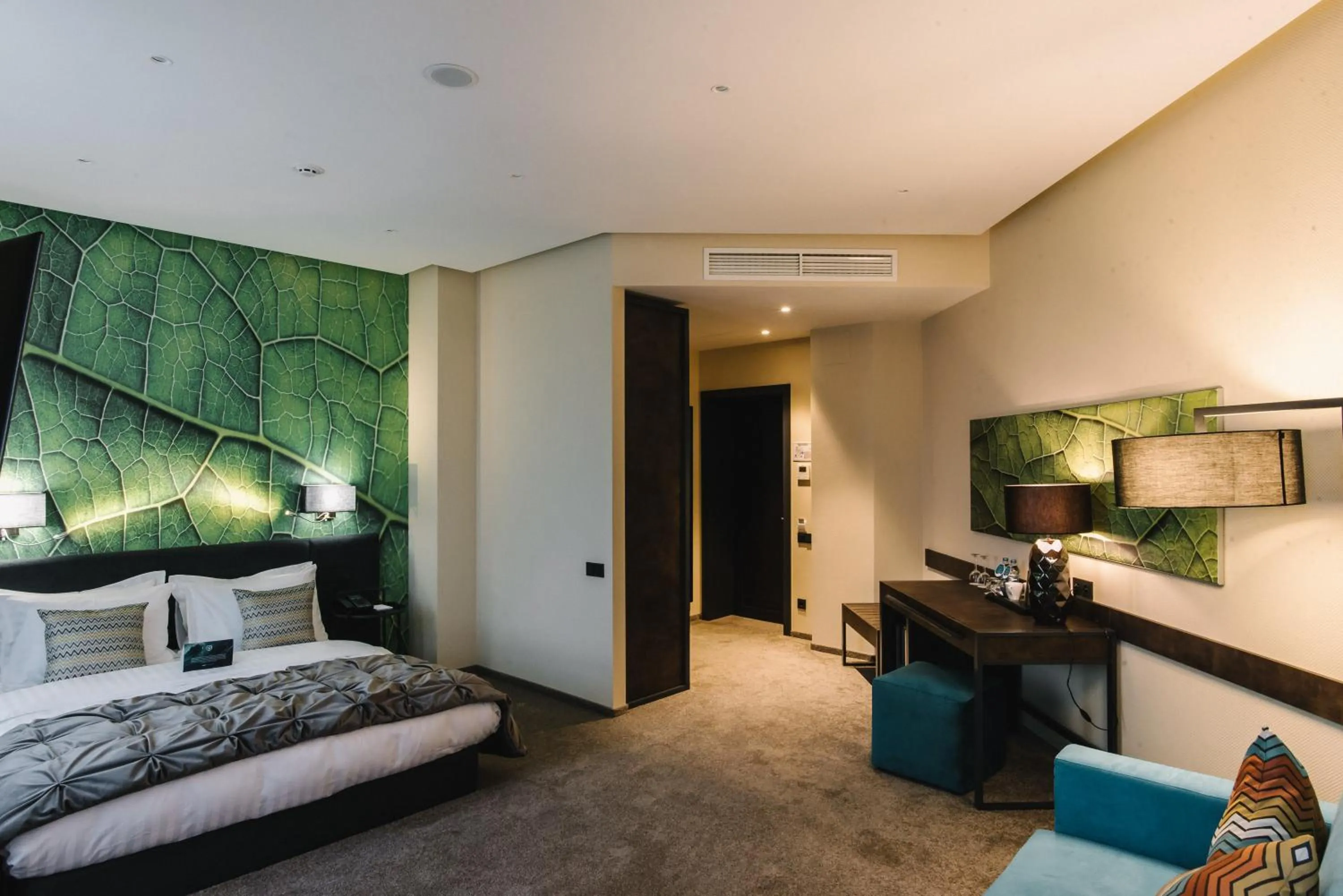 Photo of the whole room, Bed in Noble Boutique Hotel