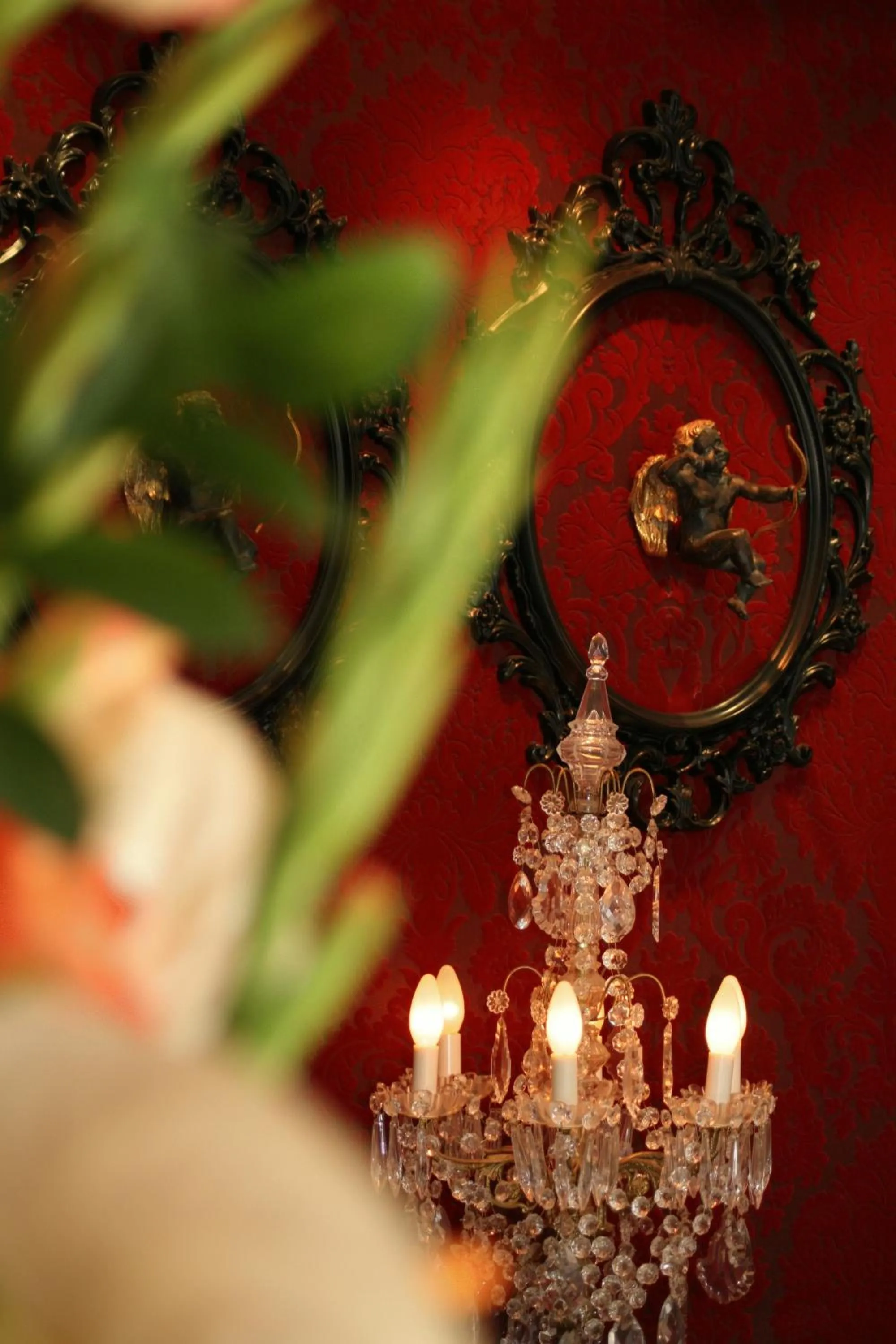 Decorative detail in Servotel Castagniers