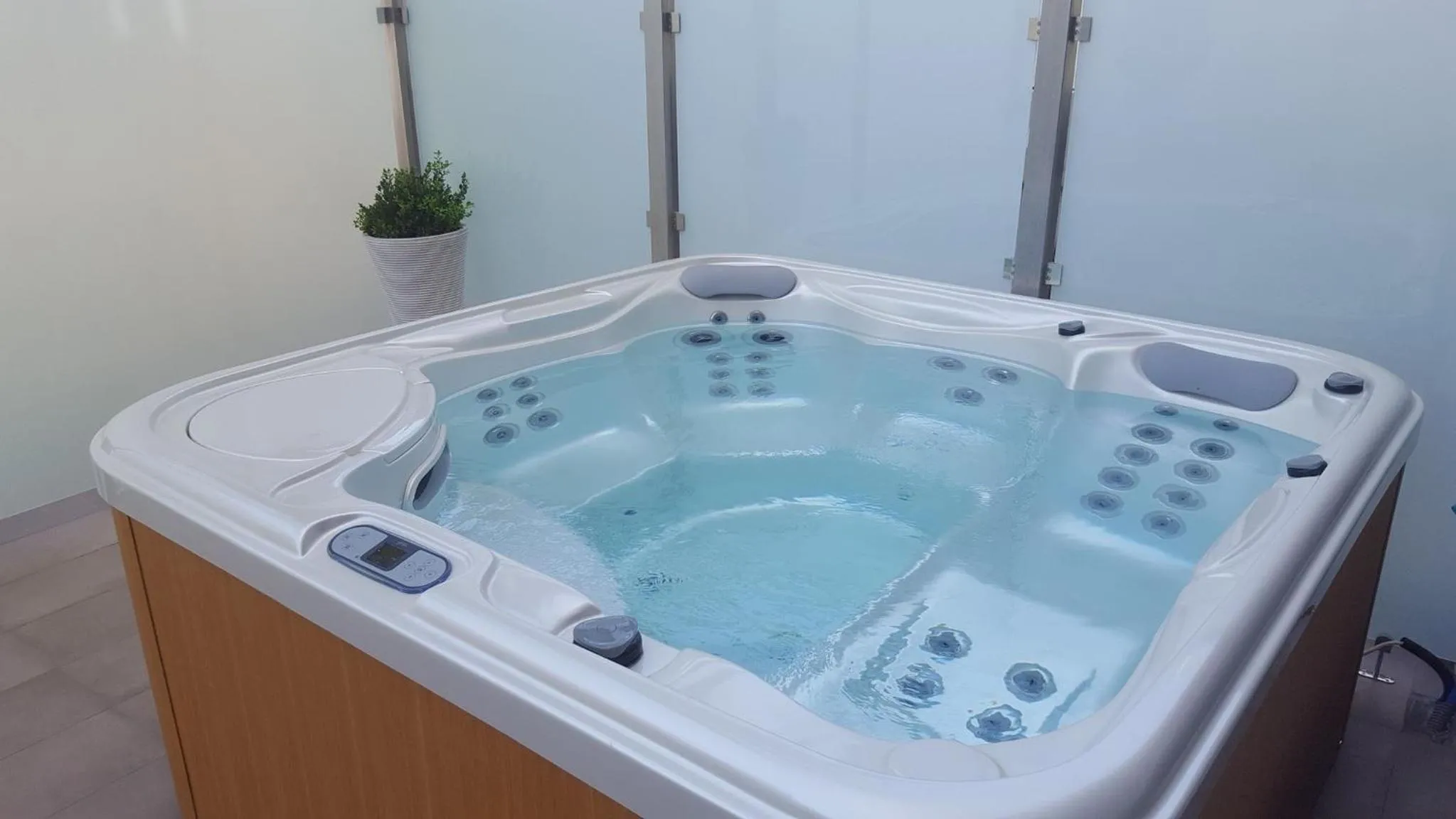Hot Tub in Sevach Apartments