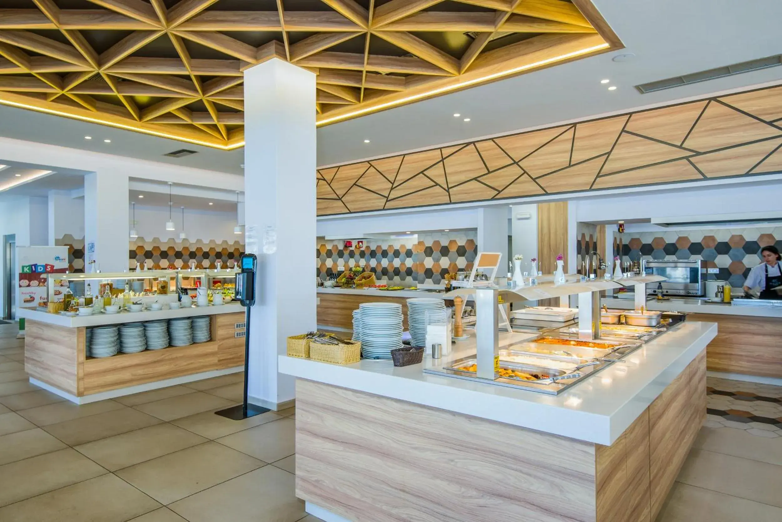 Restaurant/places to eat in Kiani Beach Resort Family All Inclusive Restaurant/places to eat in Kiani Beach Resort Family All Inclusive