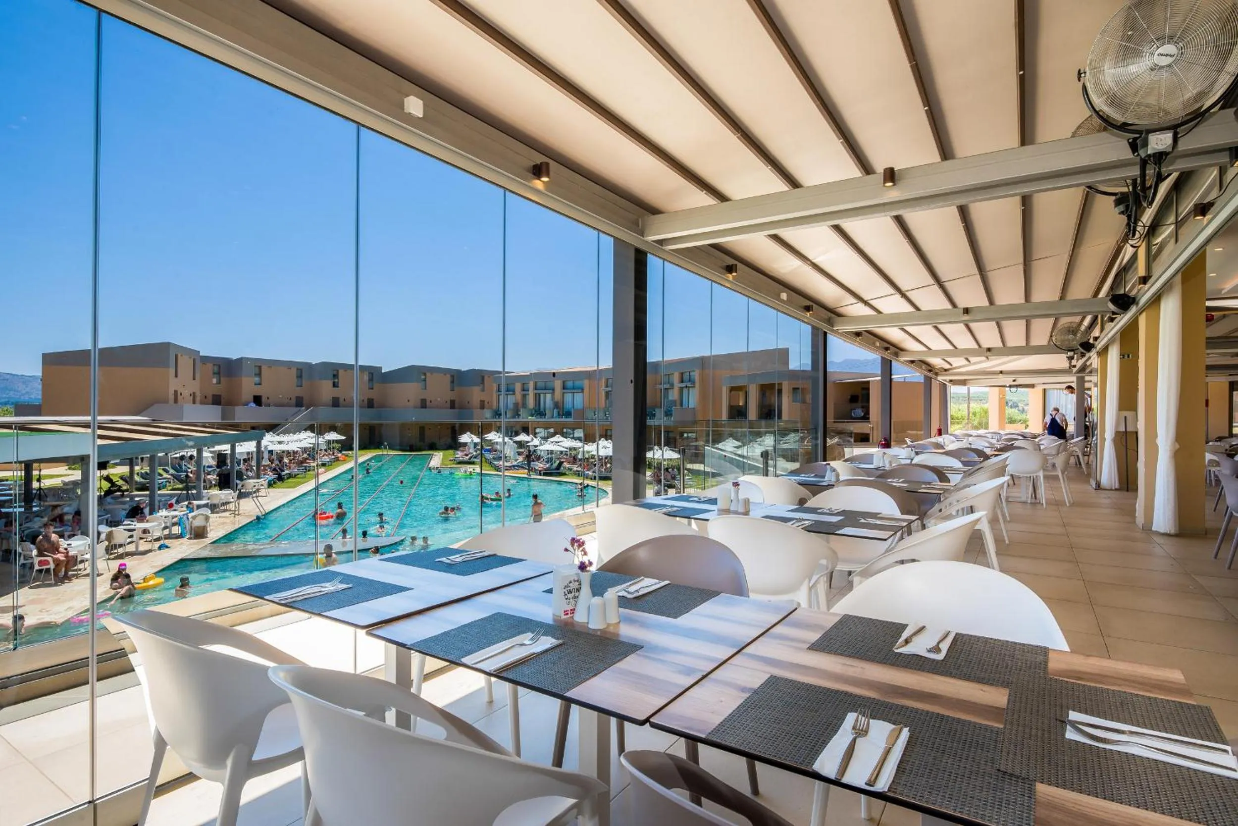 Restaurant/places to eat in Kiani Beach Resort Family All Inclusive