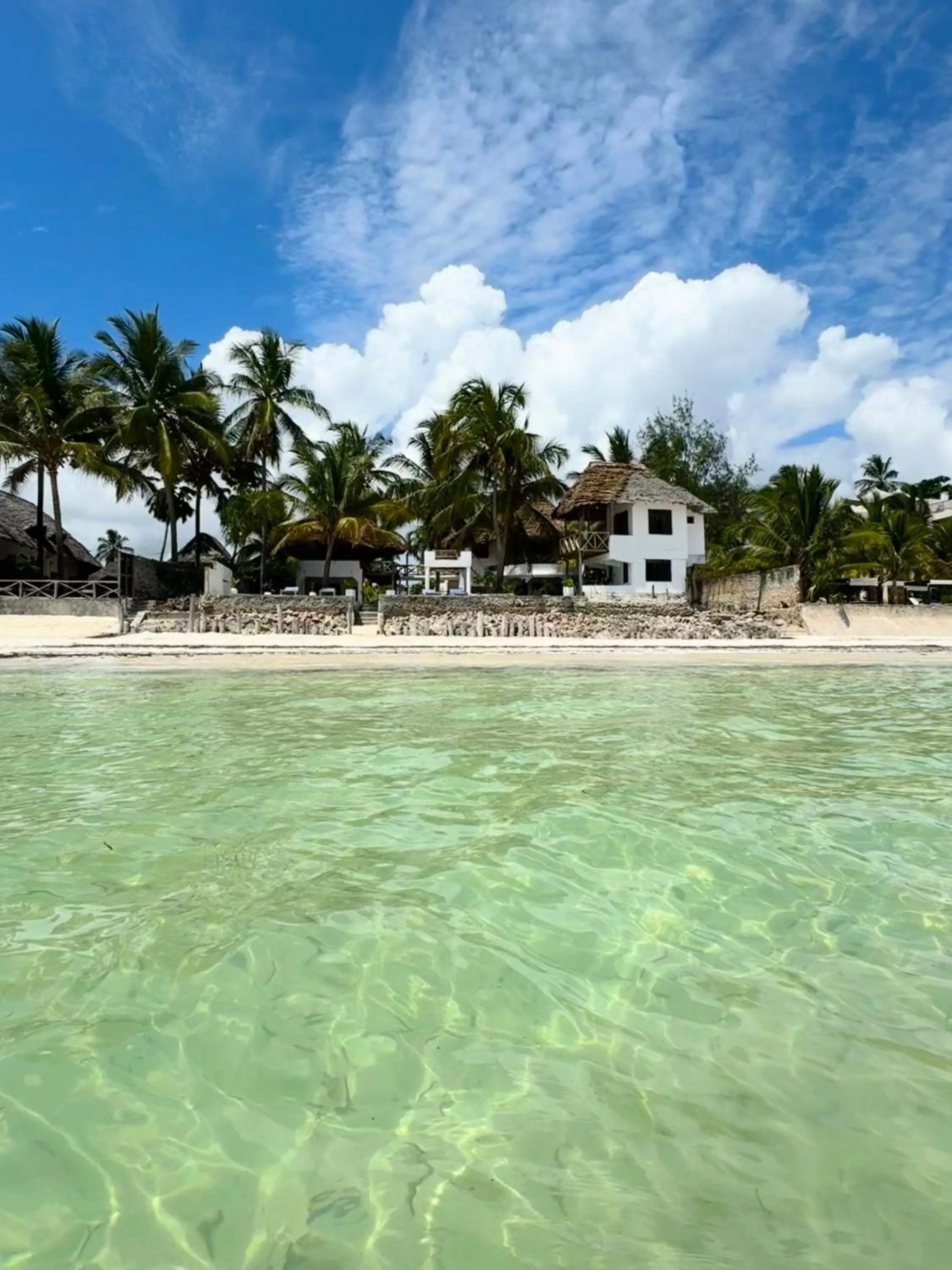 Property building in Mango Beach House