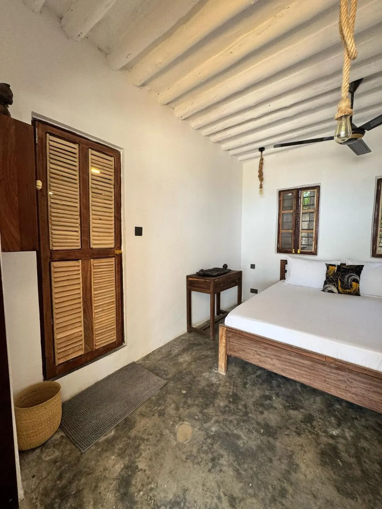 Double Room in Mango Beach House Double Room in Mango Beach House