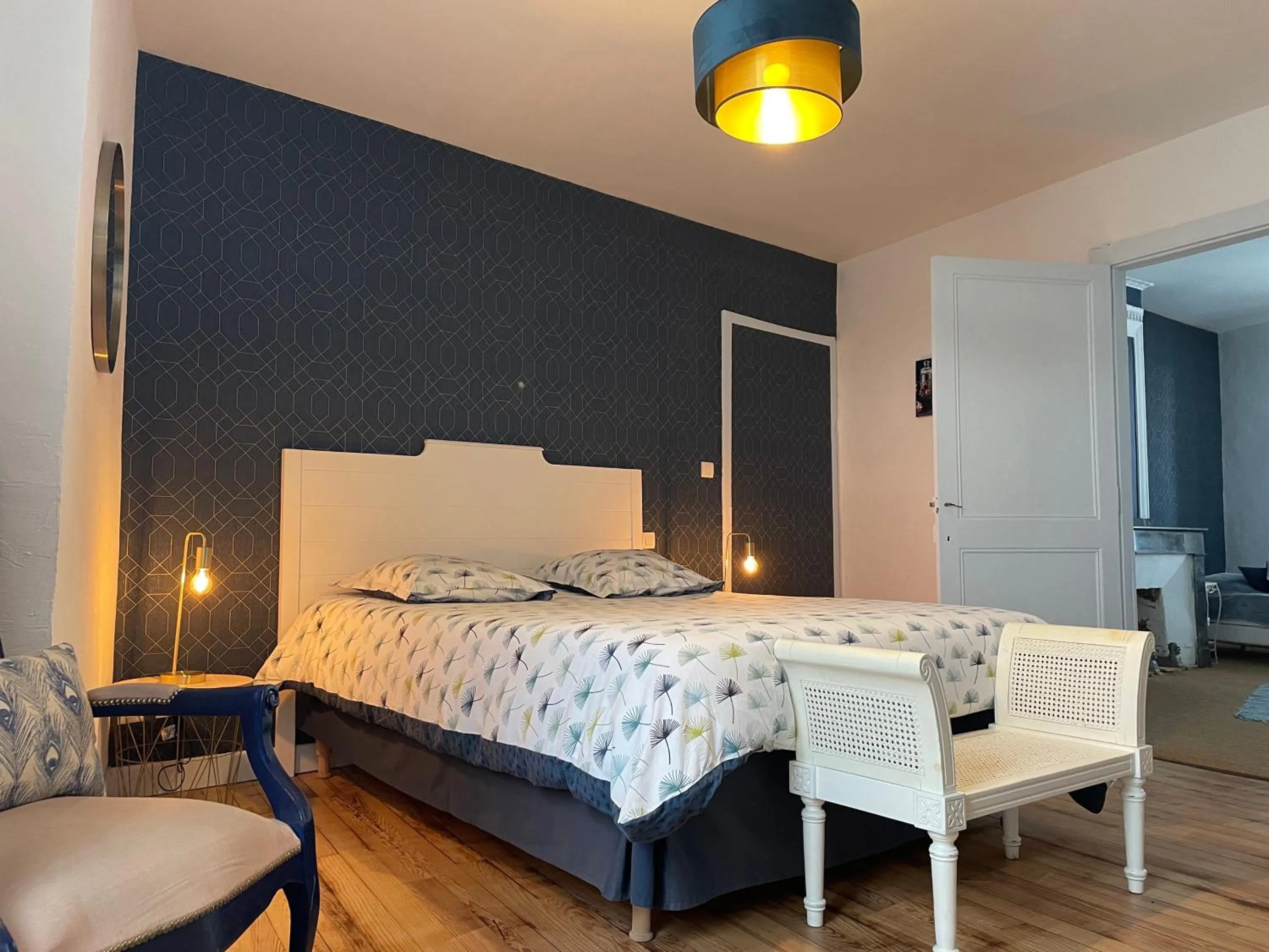 Garden view in Chambre d'Hôtes La Cour des Saligues