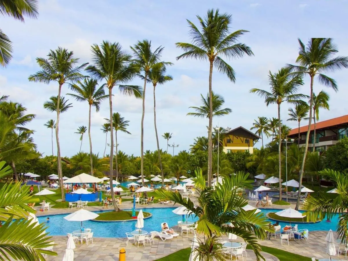 Swimming pool in Marulhos Resort by Smart Stays