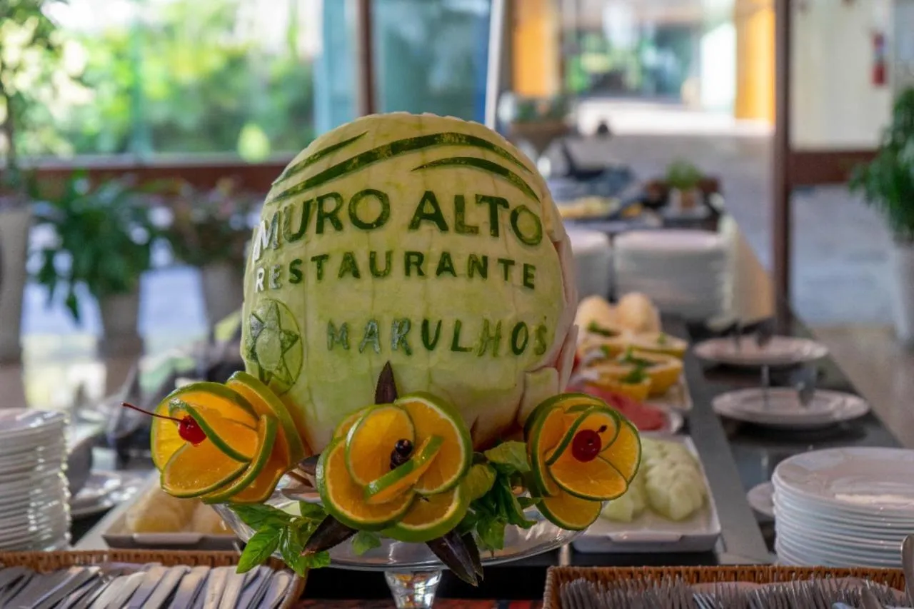 Restaurant/places to eat in Marulhos Resort by Smart Stays