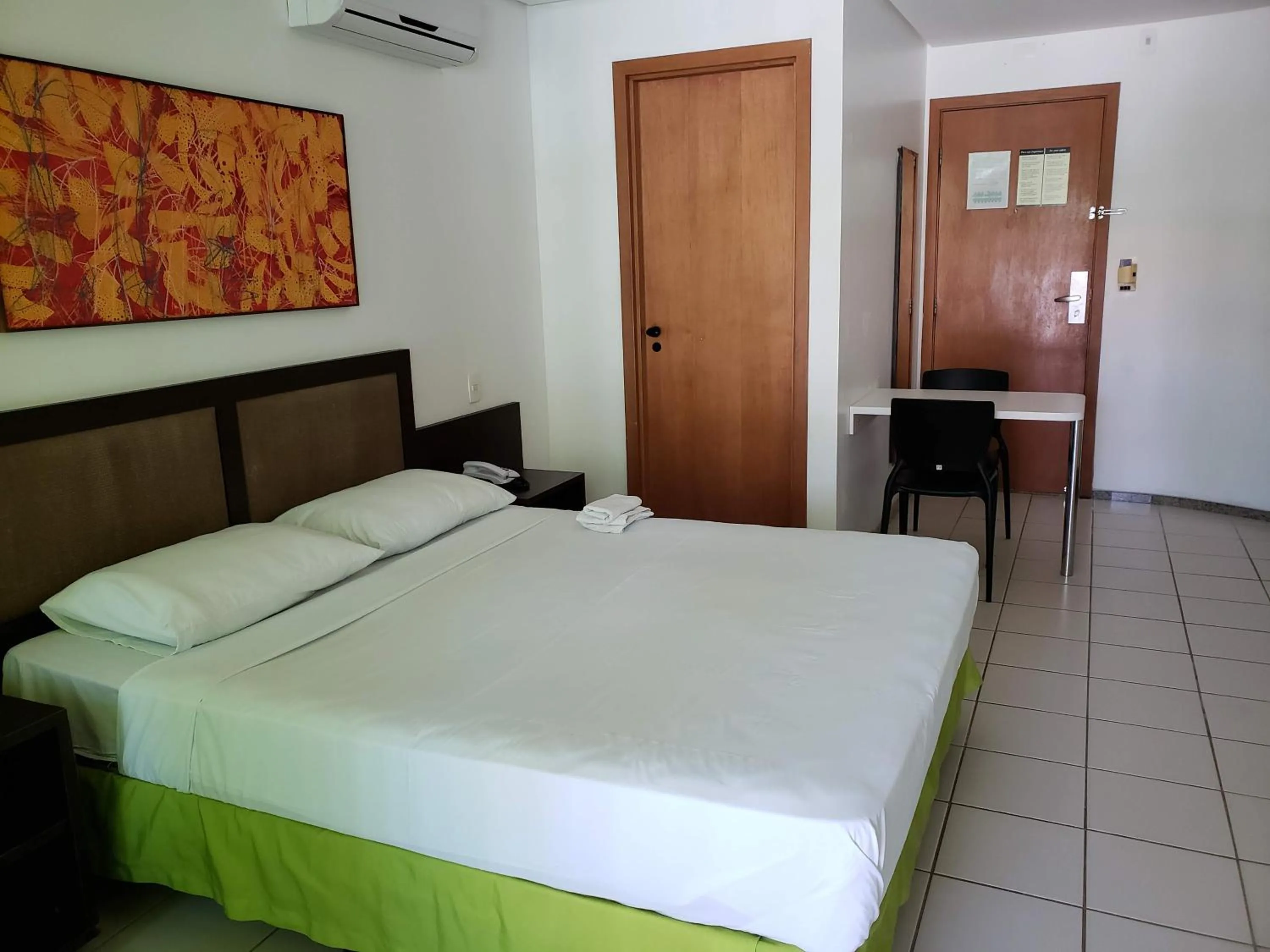 Photo of the whole room, Bed in Marulhos Resort by Smart Stays