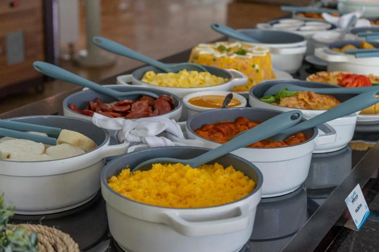 Restaurant/places to eat in Marulhos Resort by Smart Stays