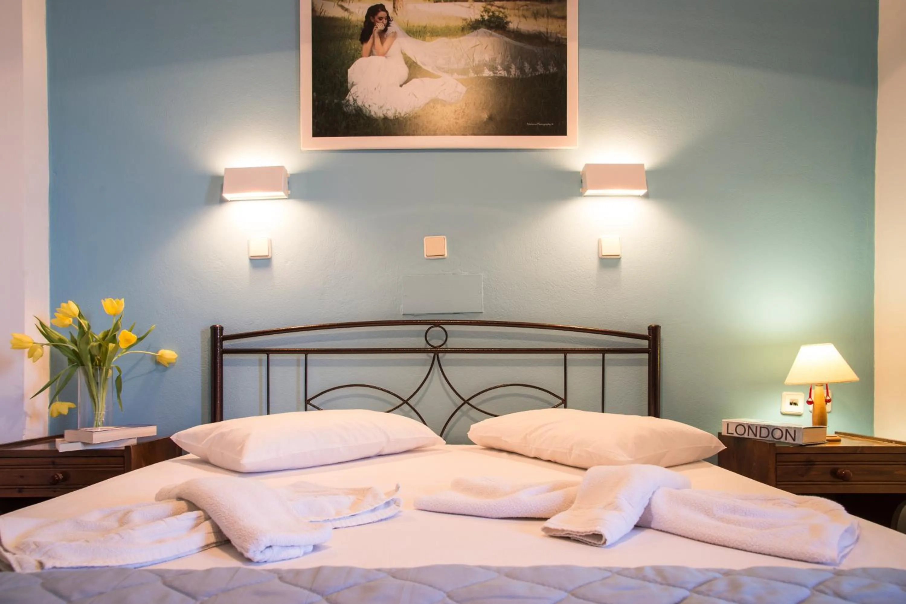 Yiannis Yard studios & apartments