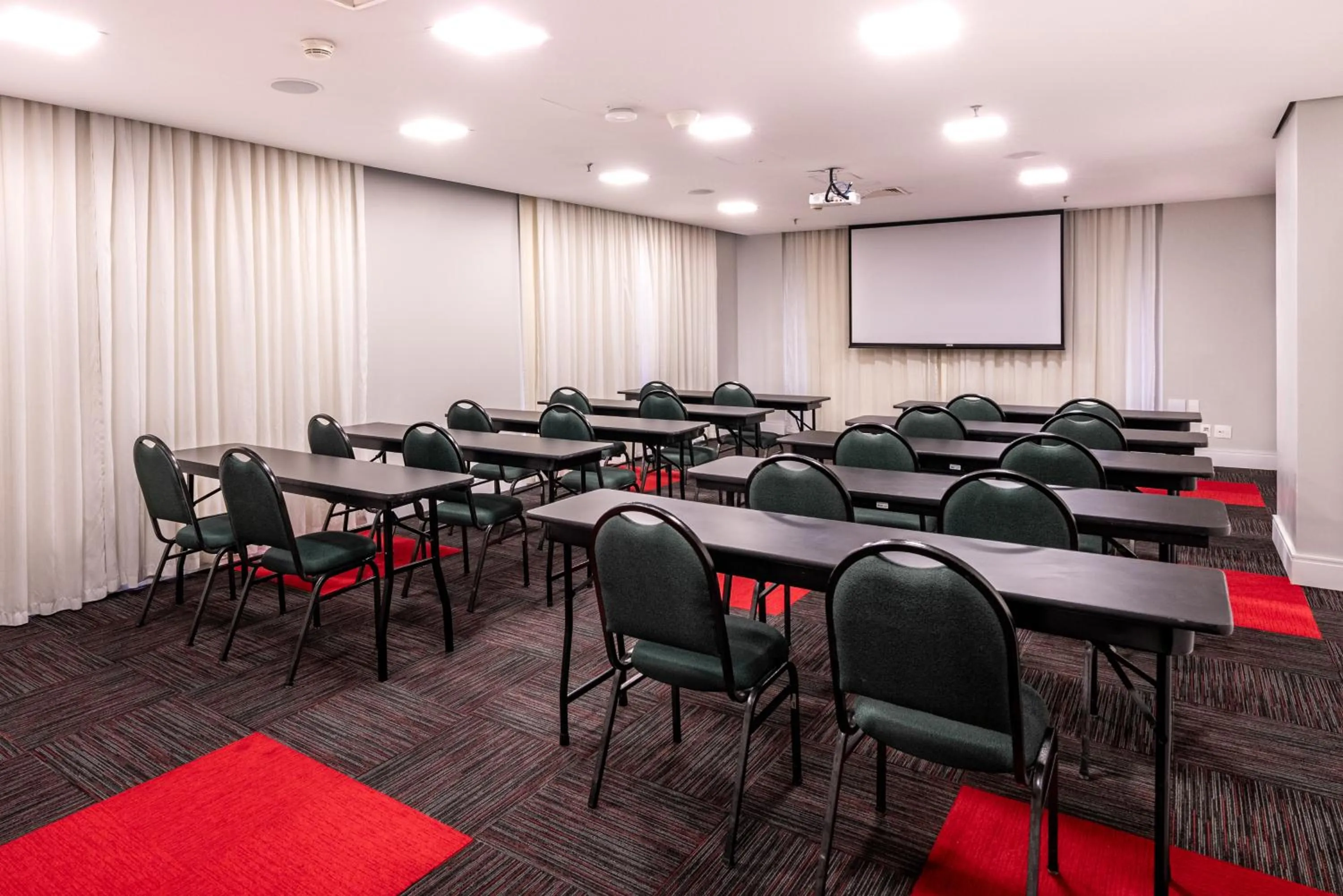 Meeting/conference room in Intercity São Paulo Nações Unidas
